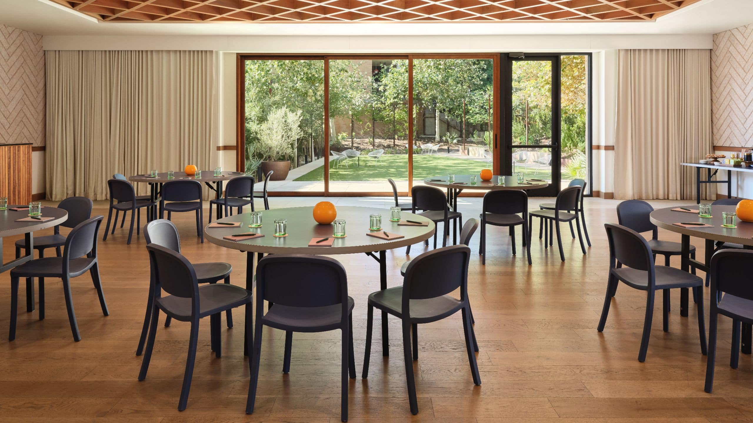 Hotel Magdalena, Bunkhouse Hotels Bobbie Nelson Room With Rounds