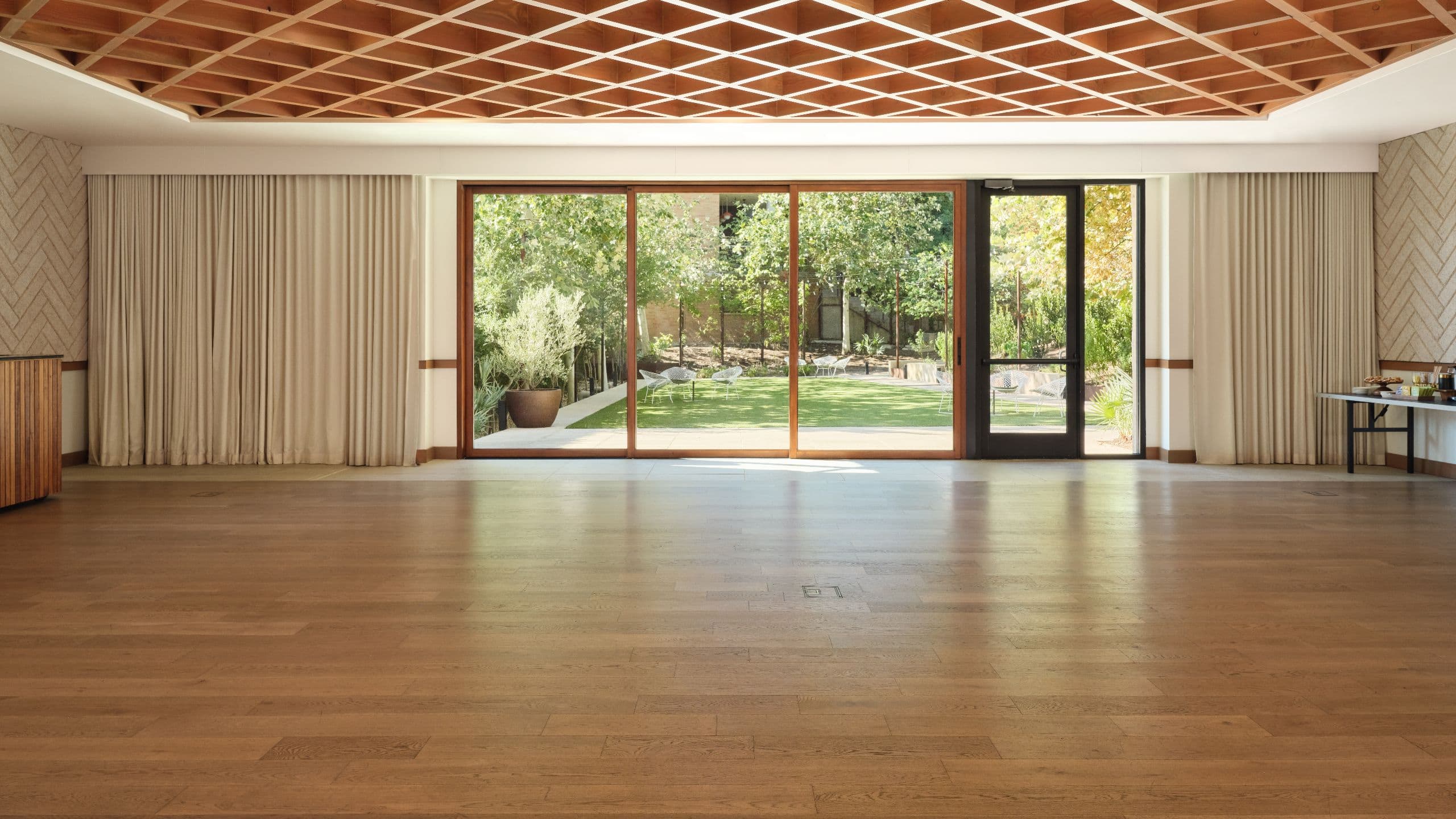 2 of 3 Hotel Magdalena, Bunkhouse Hotels Bobbie Nelson Room With Lawn