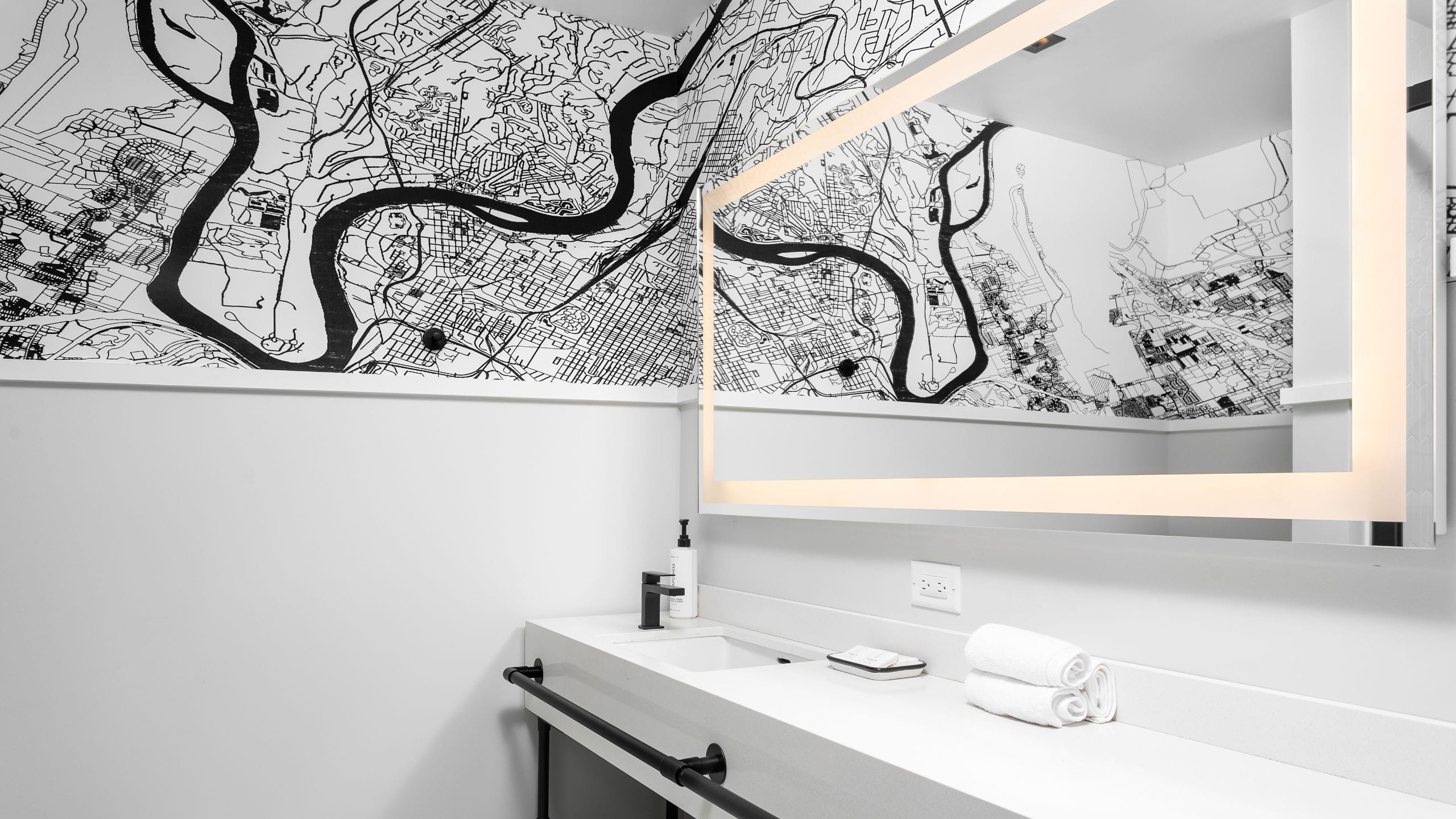 Caption by Hyatt Chattanooga Downtown Bathroom Vanity