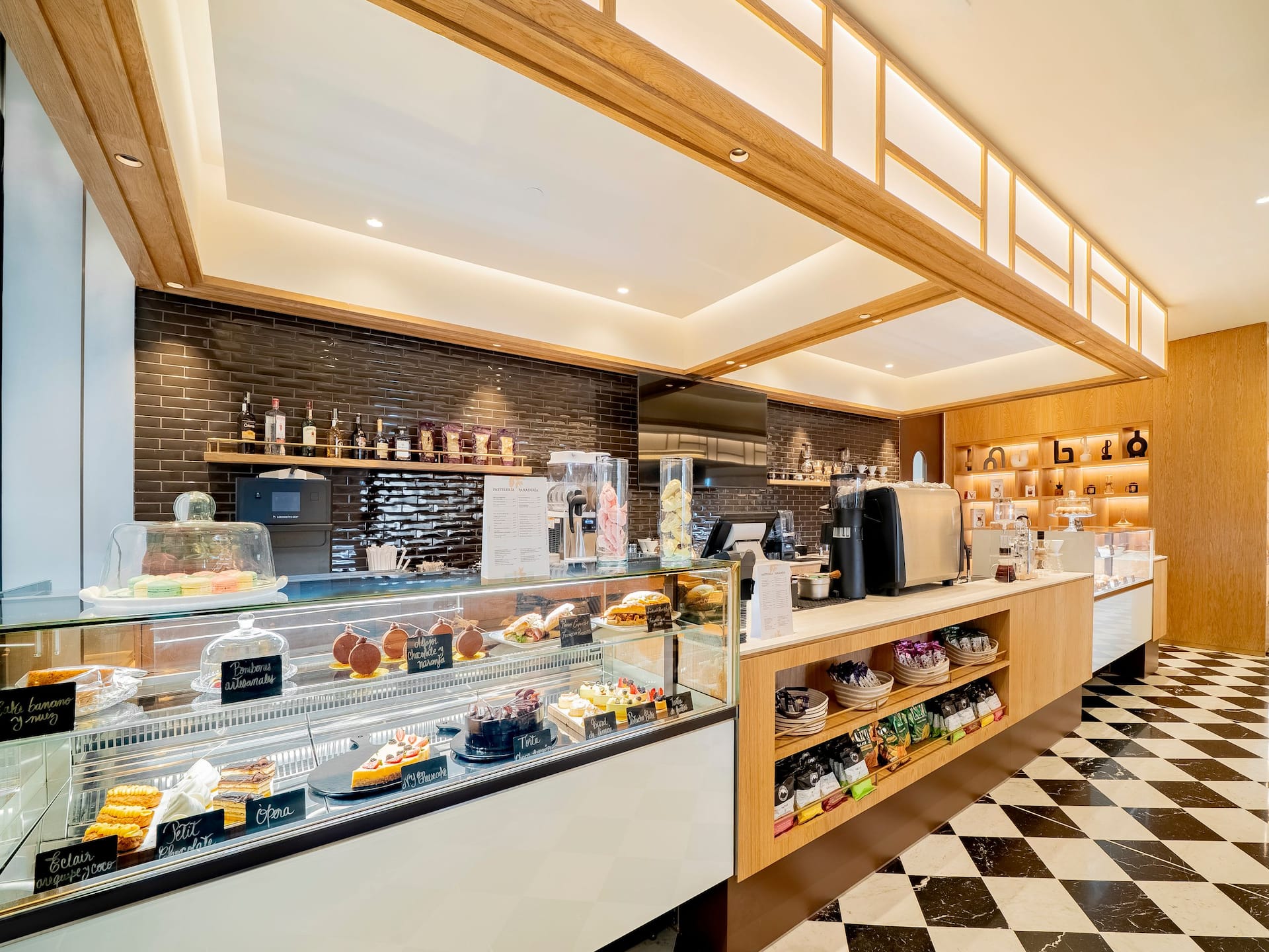 Hyatt Regency Cartagena Outlets Ritual 12 Counter