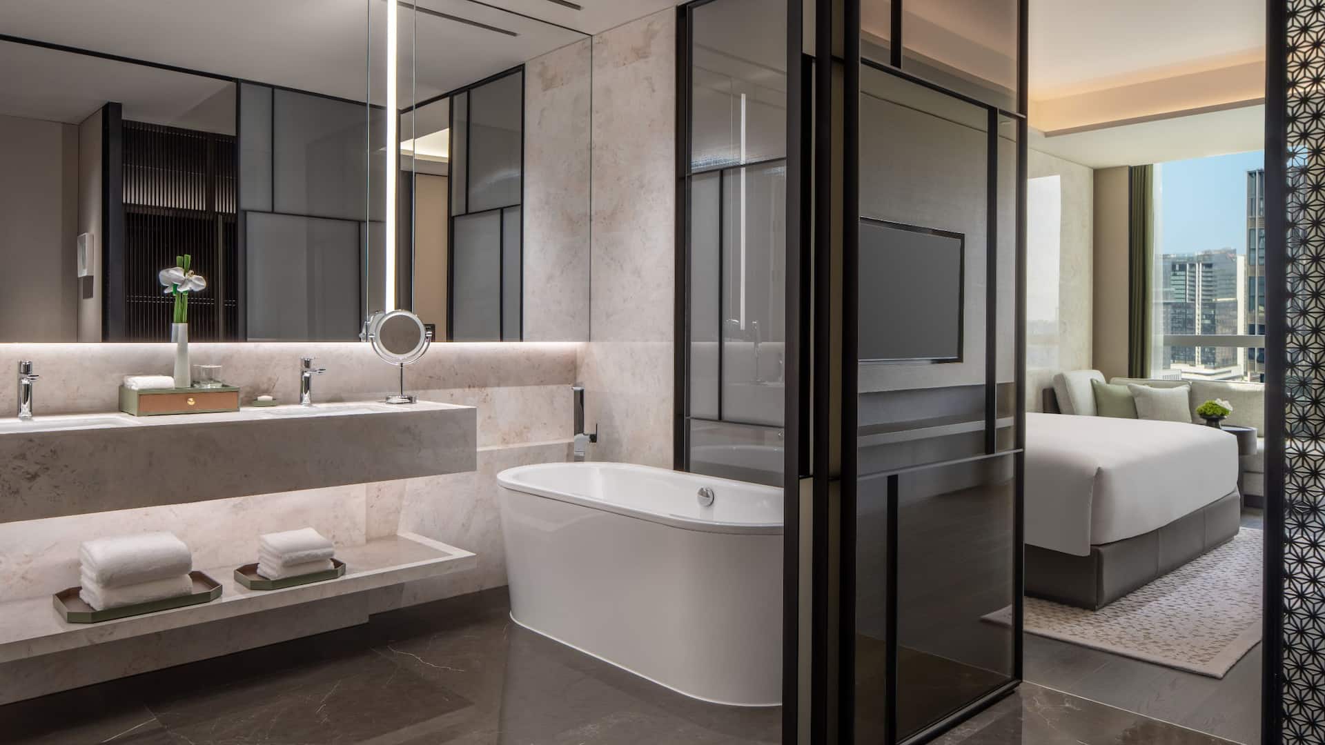 2 of 2 Hyatt Regency Xi'an Chanba King Bed Bathroom