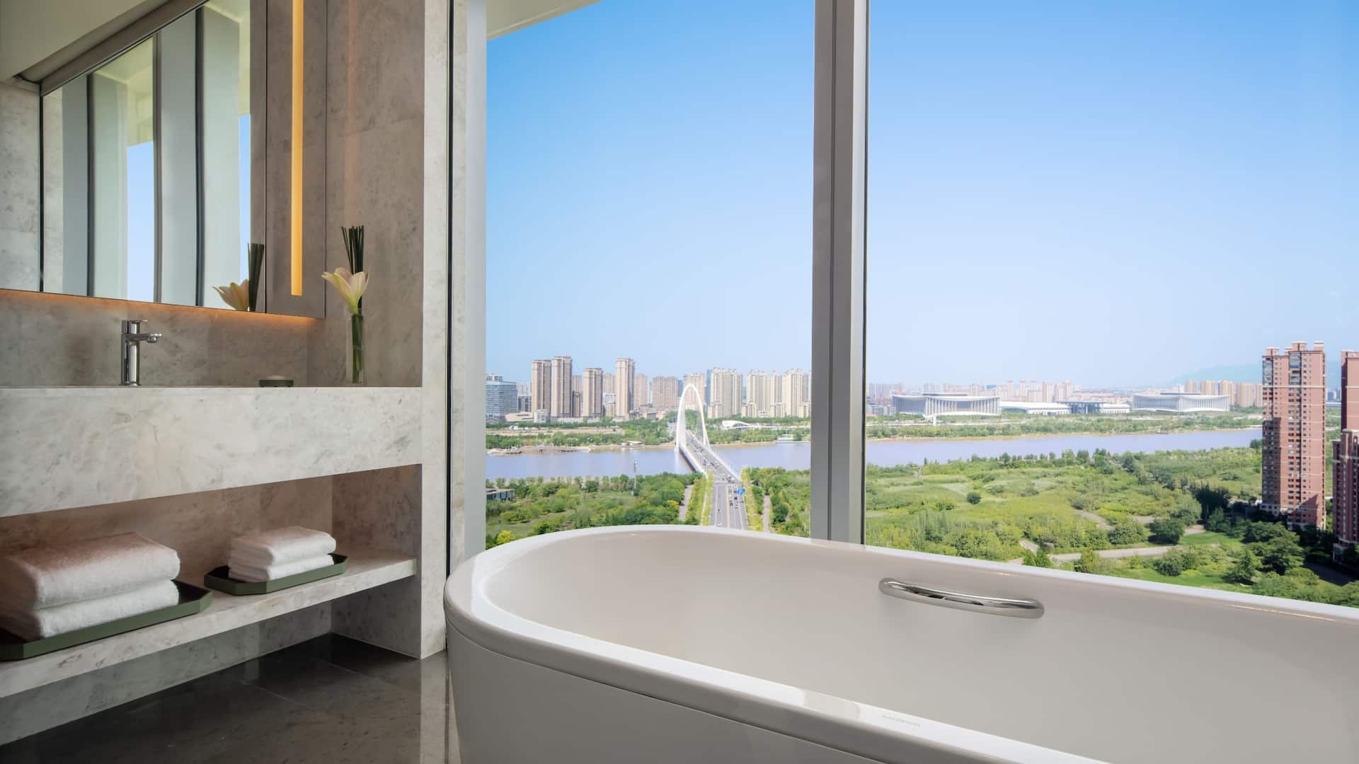 3 of 3 Hyatt Regency Xi'an Chanba Suite River View Bathroom
