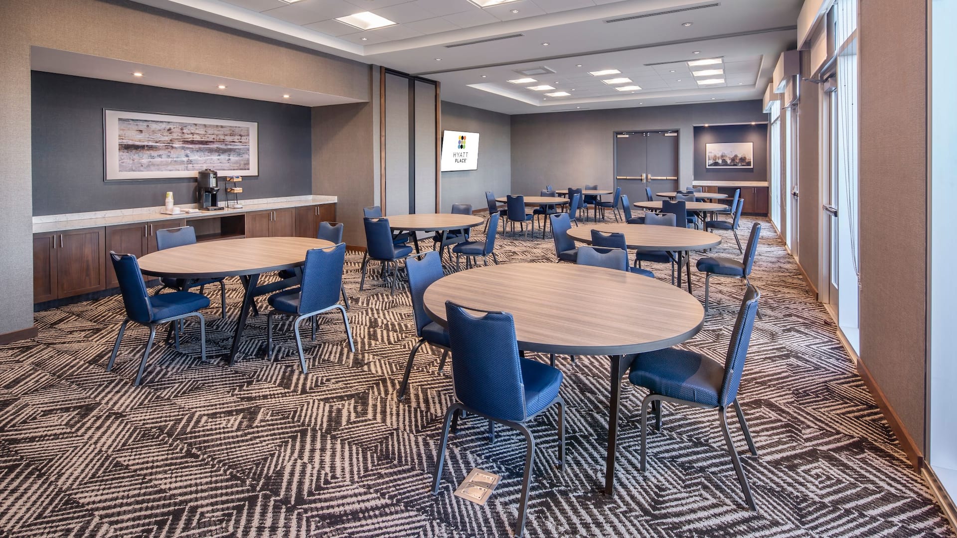 Hyatt Place Reno Zephyr Room Setup