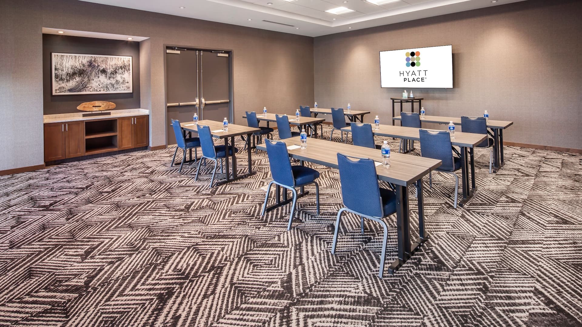 Hyatt Place Reno Silver Dollar Boardroom Screen