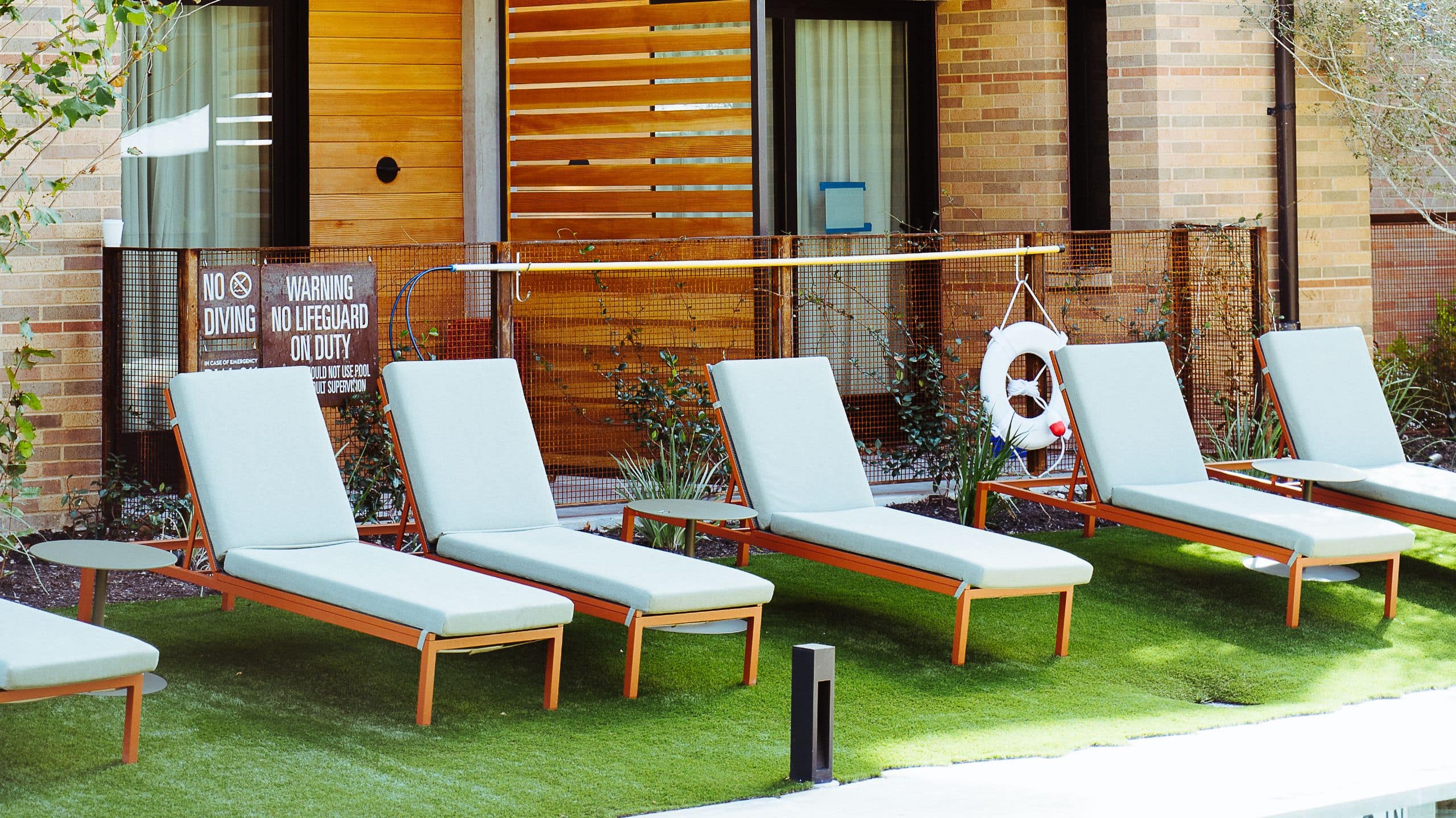 Hotel Magdalena, Bunkhouse Hotels Pool Loungers