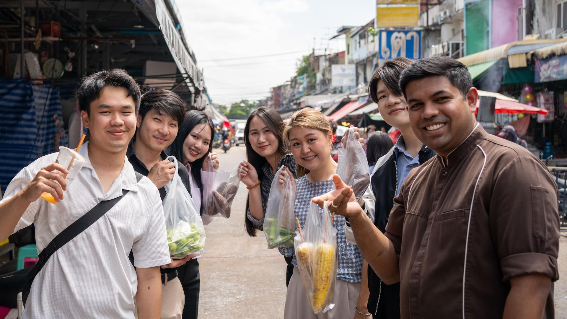 Hyatt Place Bangkok Sukhumvit 24 Group After Market Tour