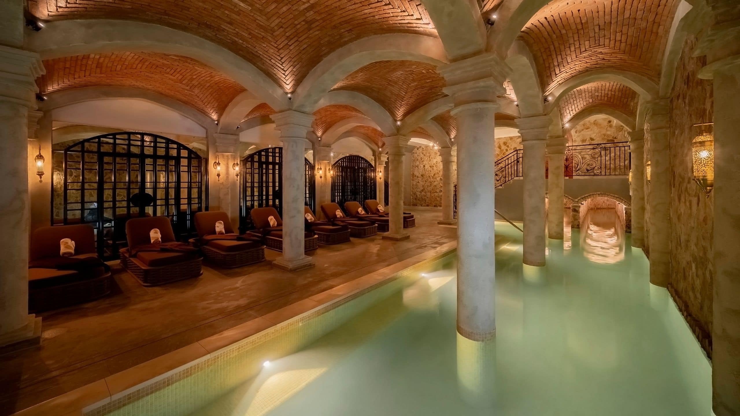 Hotel La Compañía del Valle Pool Elysium Spa