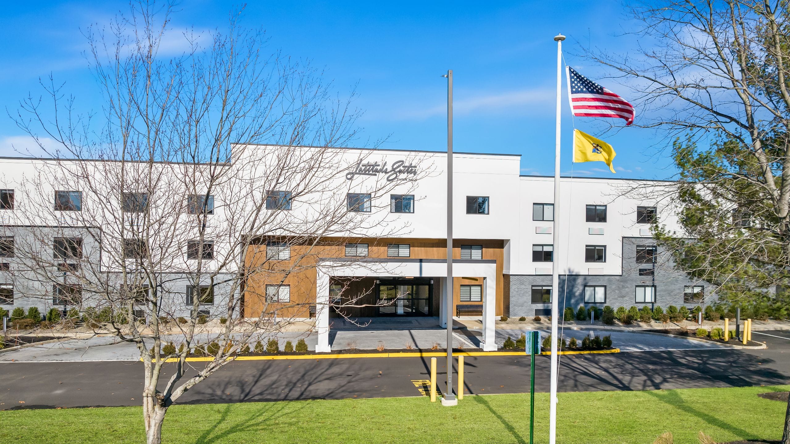 Latitude Suites Tinton Falls