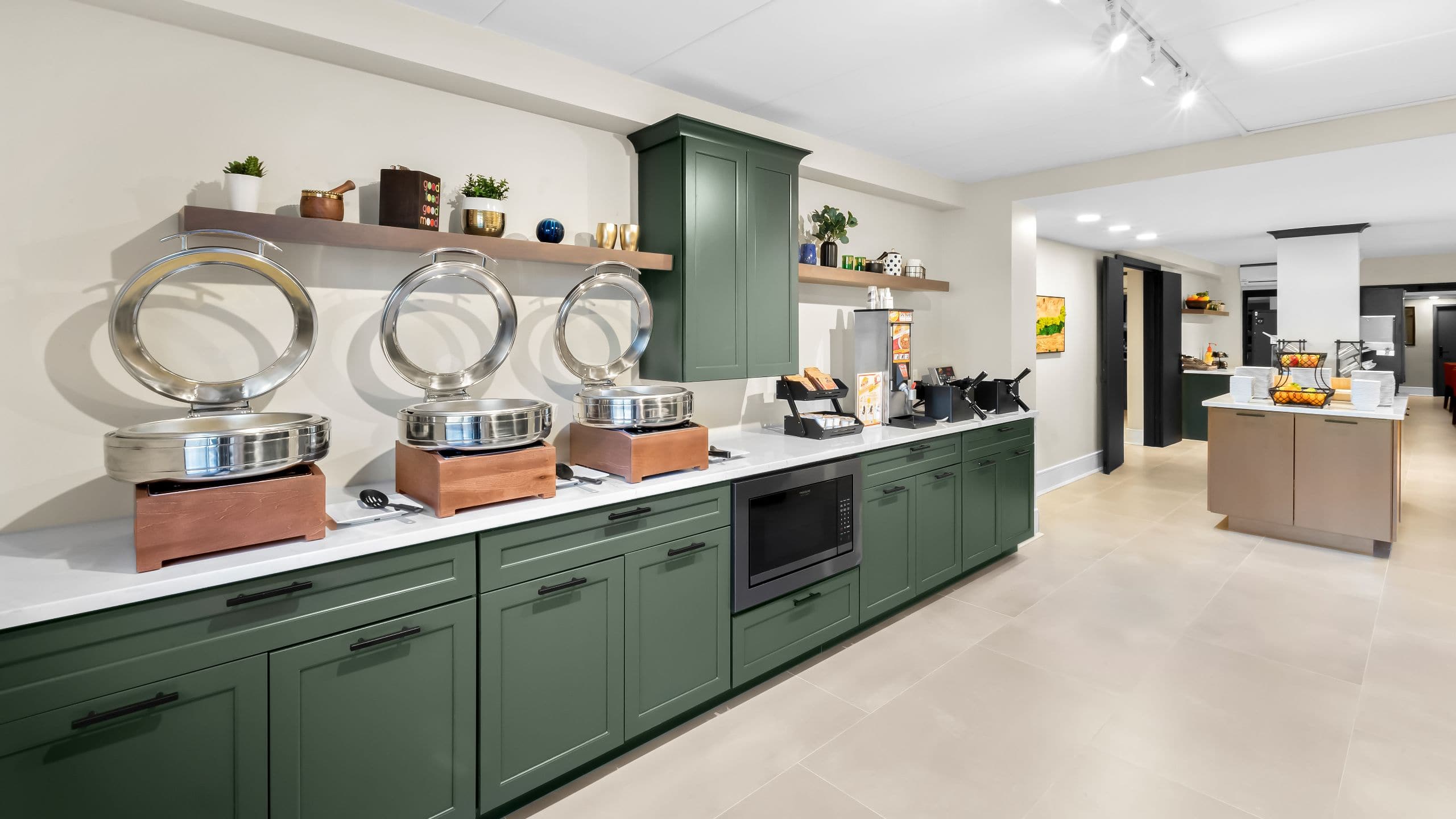 Latitude Suites Tinton Falls Breakfast Area