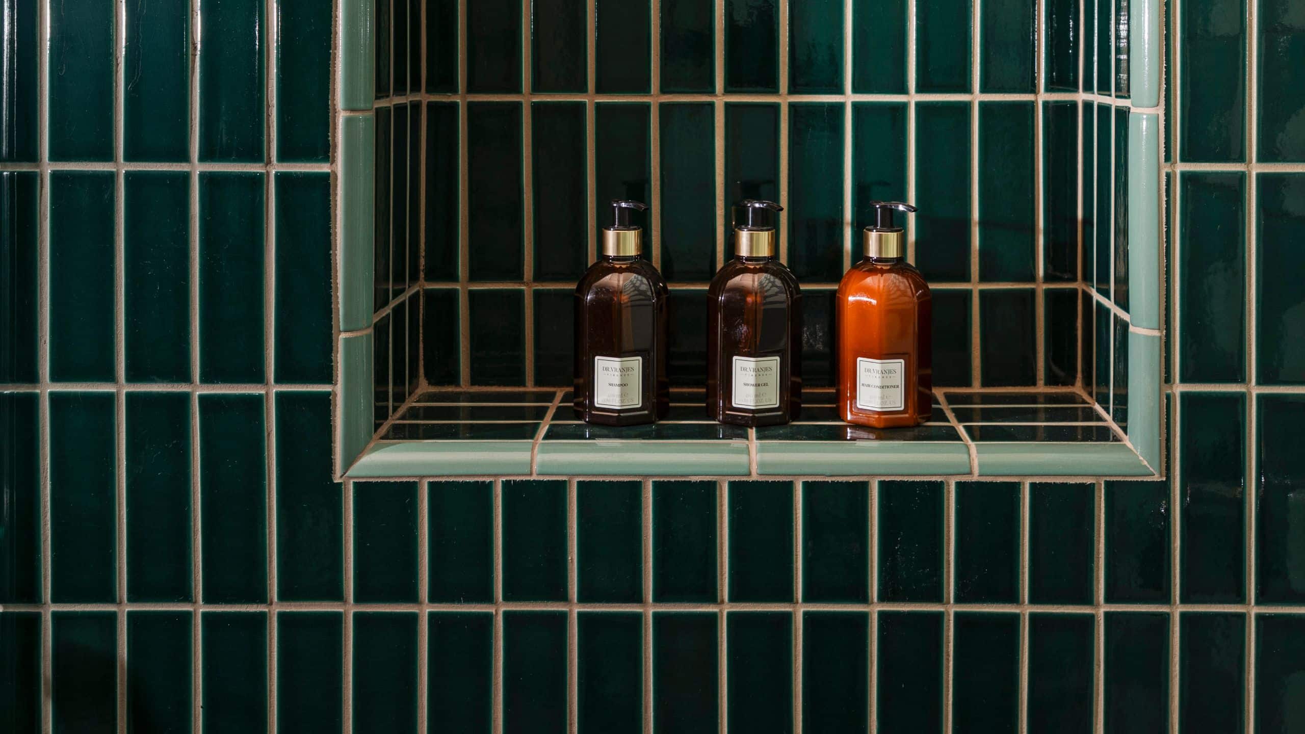 Hotel Daphne Bathroom Amenities