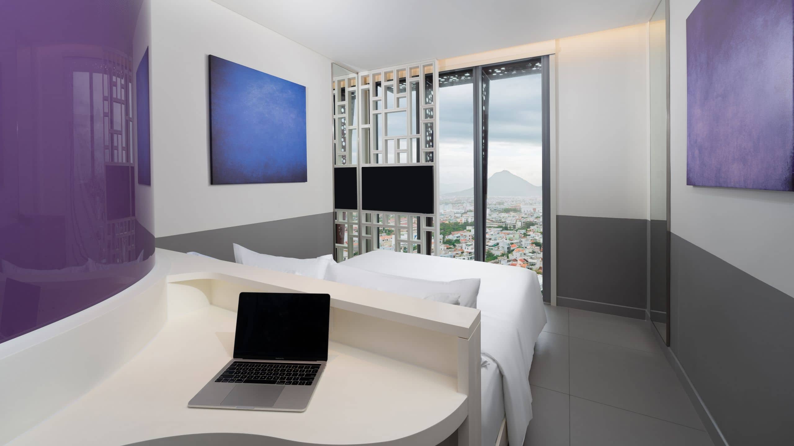 Wink Hotel Tuy Hoa Beach One Queen Bed City View Overview