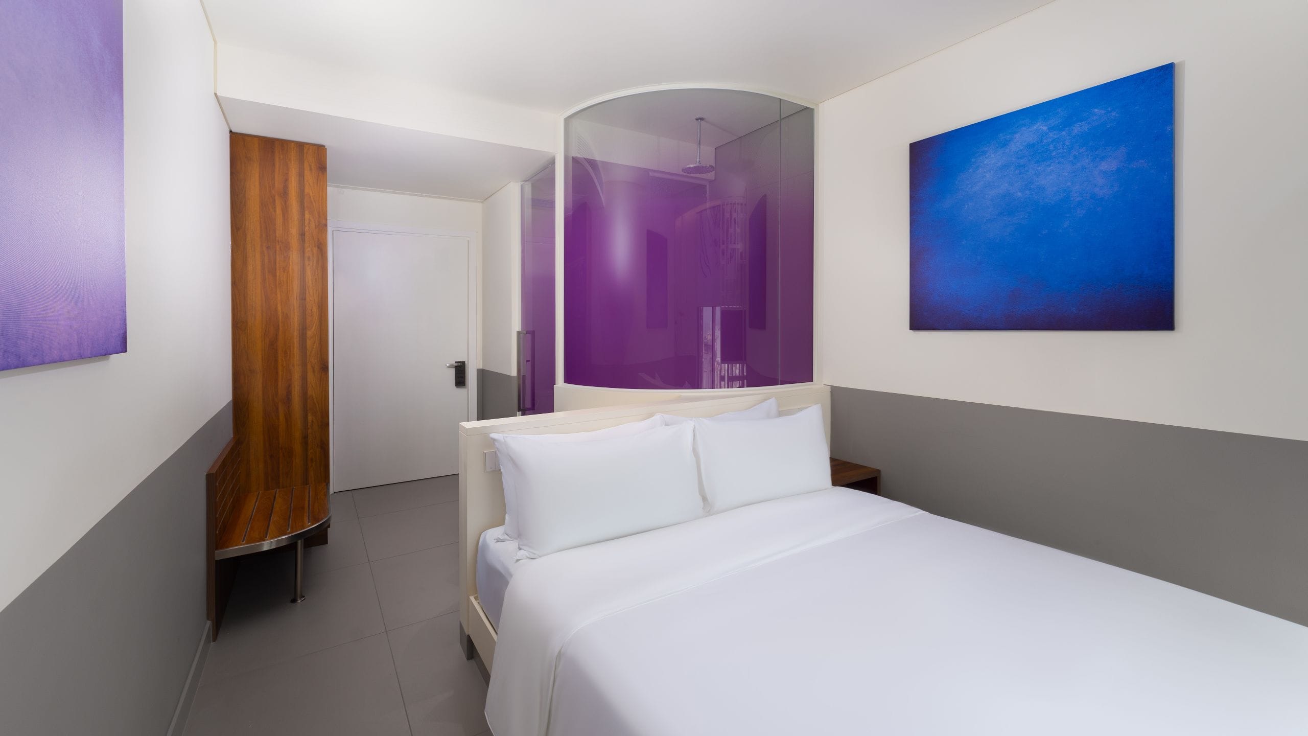 2 of 3 Wink Hotel Tuy Hoa Beach One Queen Bed City View With Bathroom