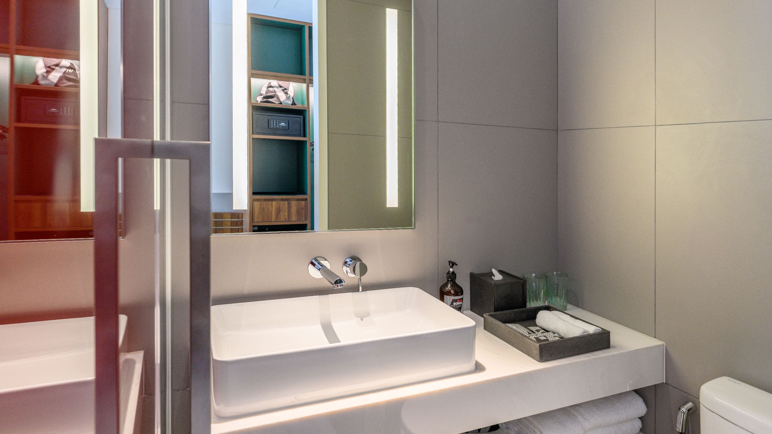 3 of 3 Wink Hotel Tuy Hoa Beach One King Bed Ocean View Deluxe Bathroom Amenities