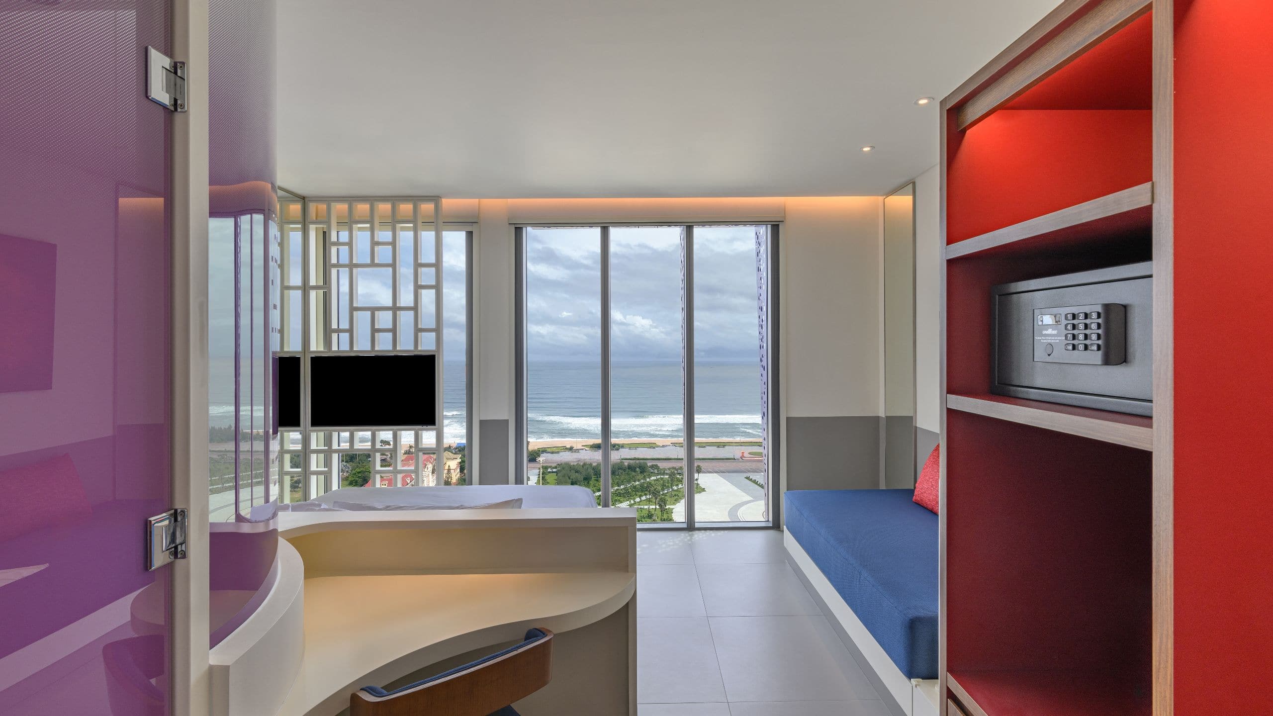 Wink Hotel Tuy Hoa Beach One King Bed Ocean View Deluxe Overview