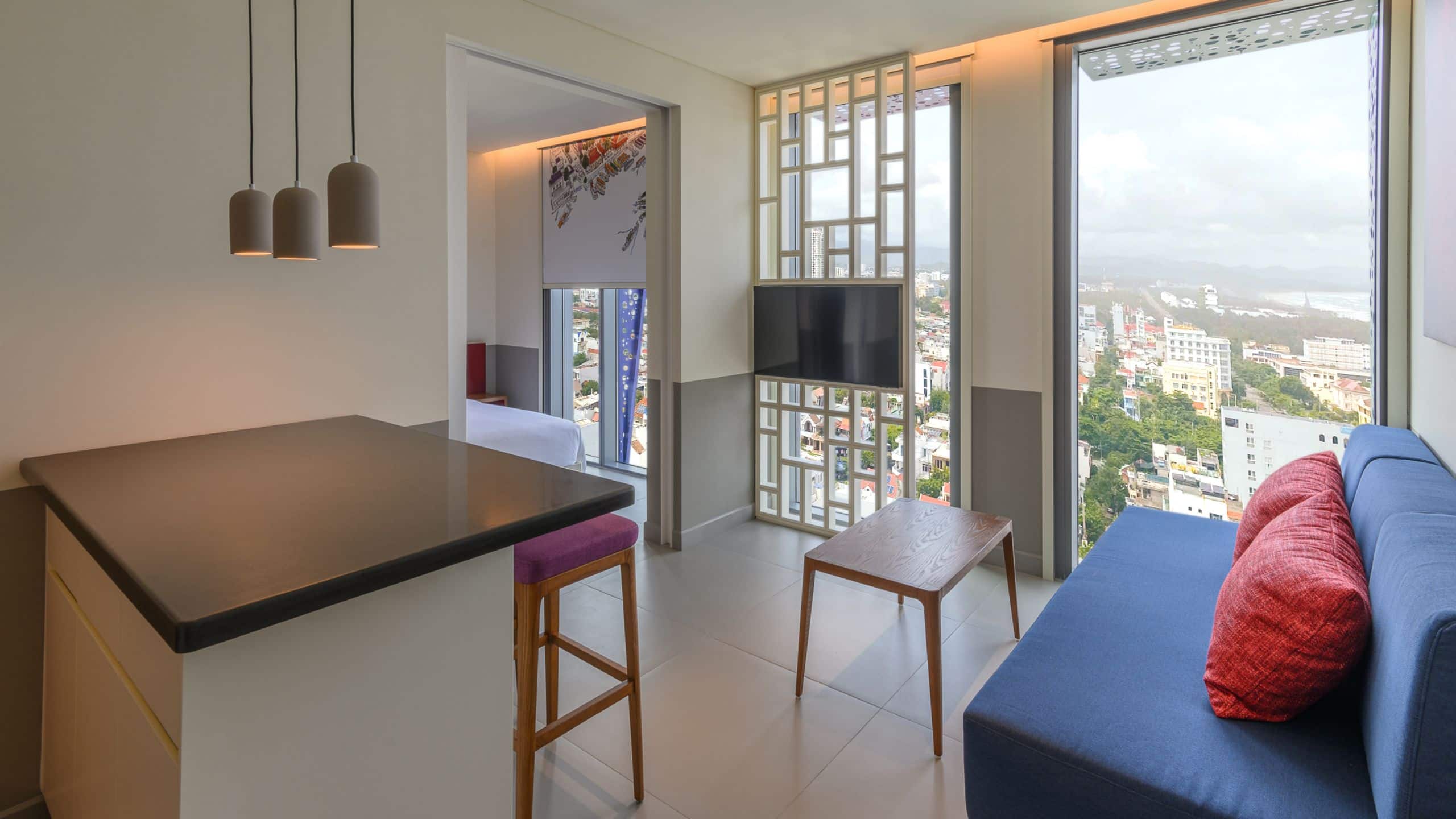 Wink Hotel Tuy Hoa Beach 1 King Bed Suite City View Living Room