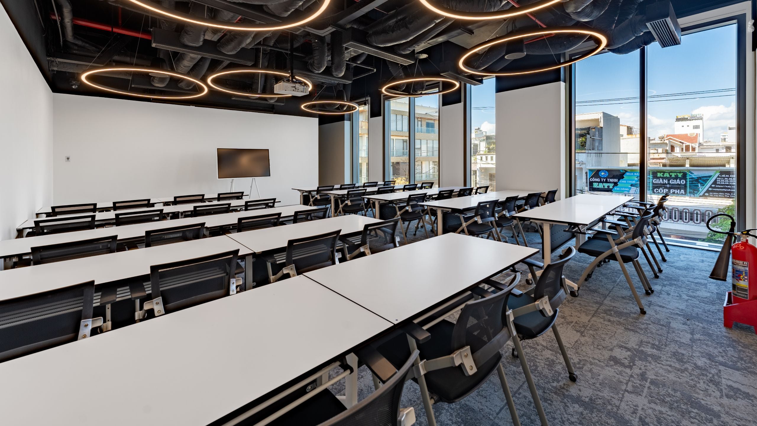 2 of 3 Wink Hotel Tuy Hoa Beach Wink Meeting Room Layout Classroom City View