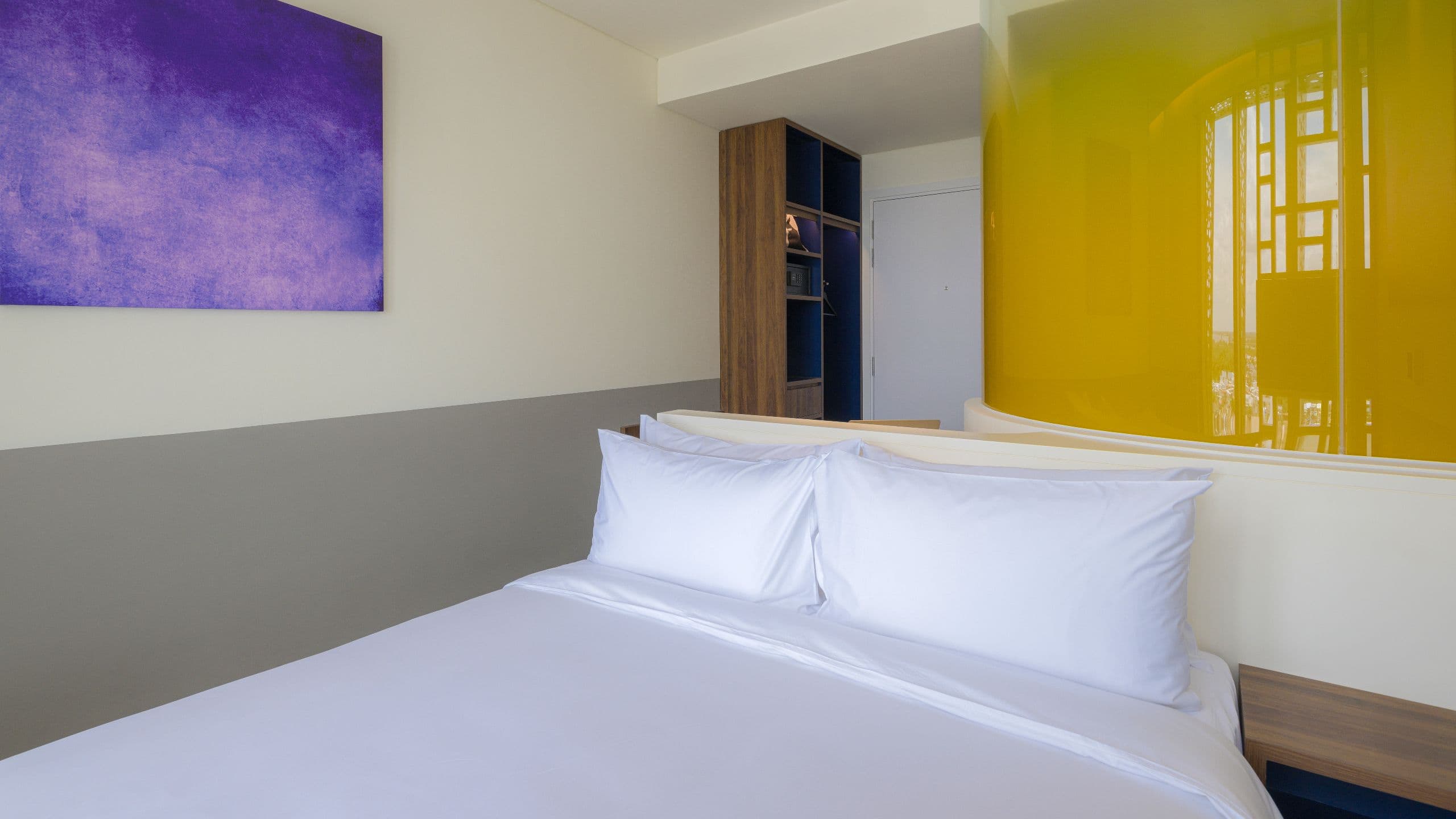 Wink Hotel Danang Centre One Queen Bed Neighborhood View