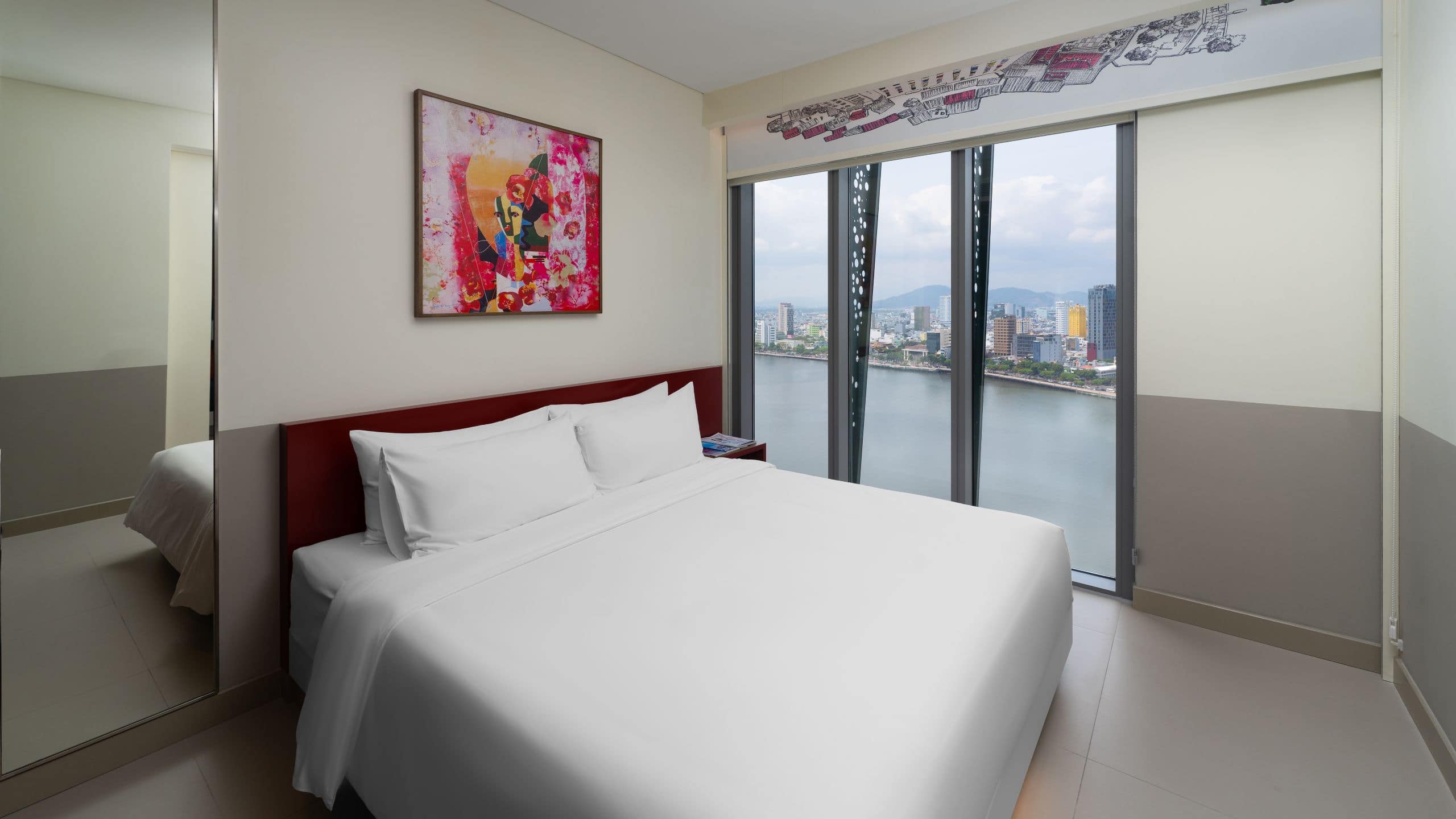 Wink Hotel Danang Riverside Two Bedroom Suite River View King