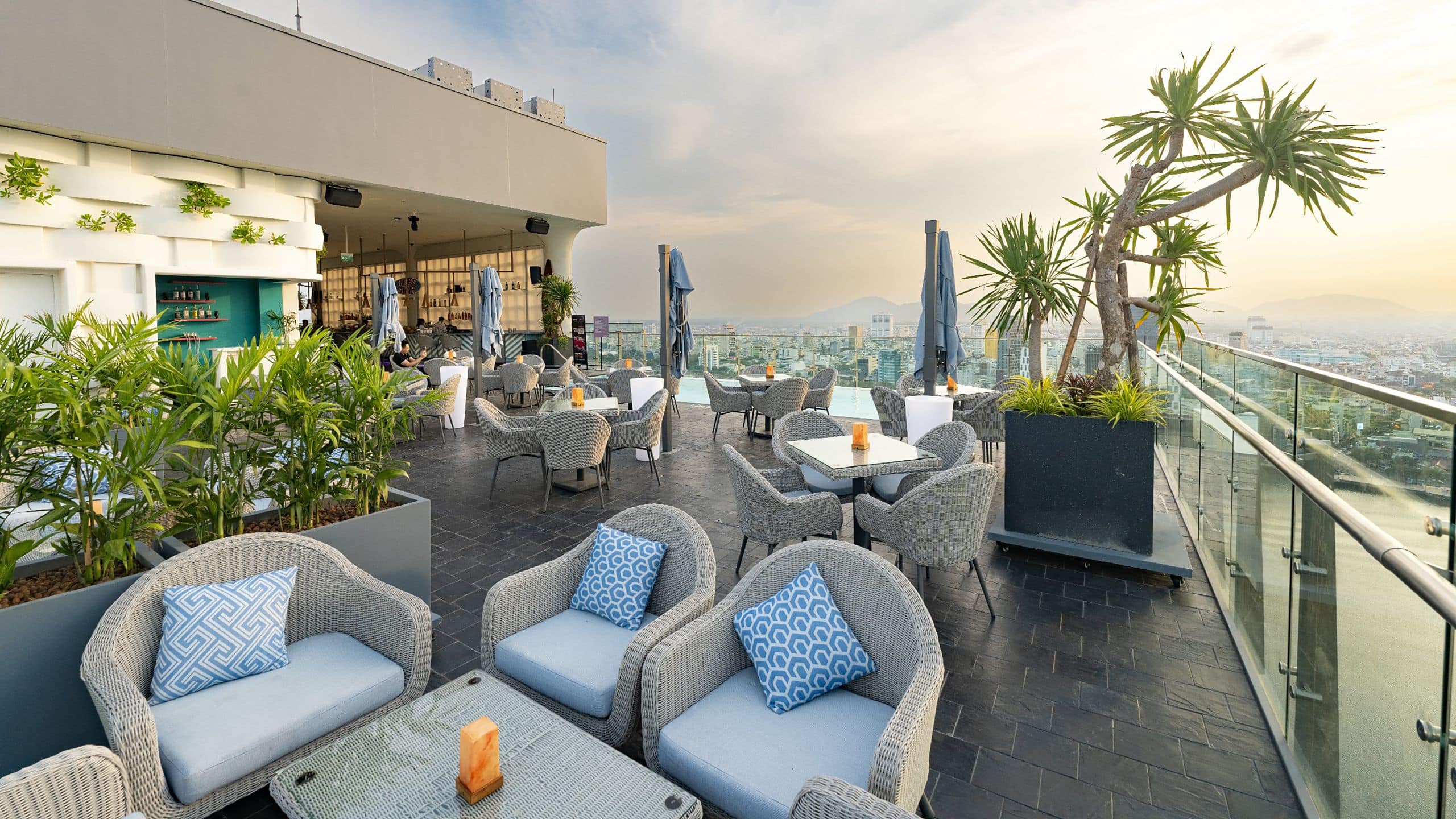 Wink Hotel Danang Riverside Endless Summer Bar Afternoon View