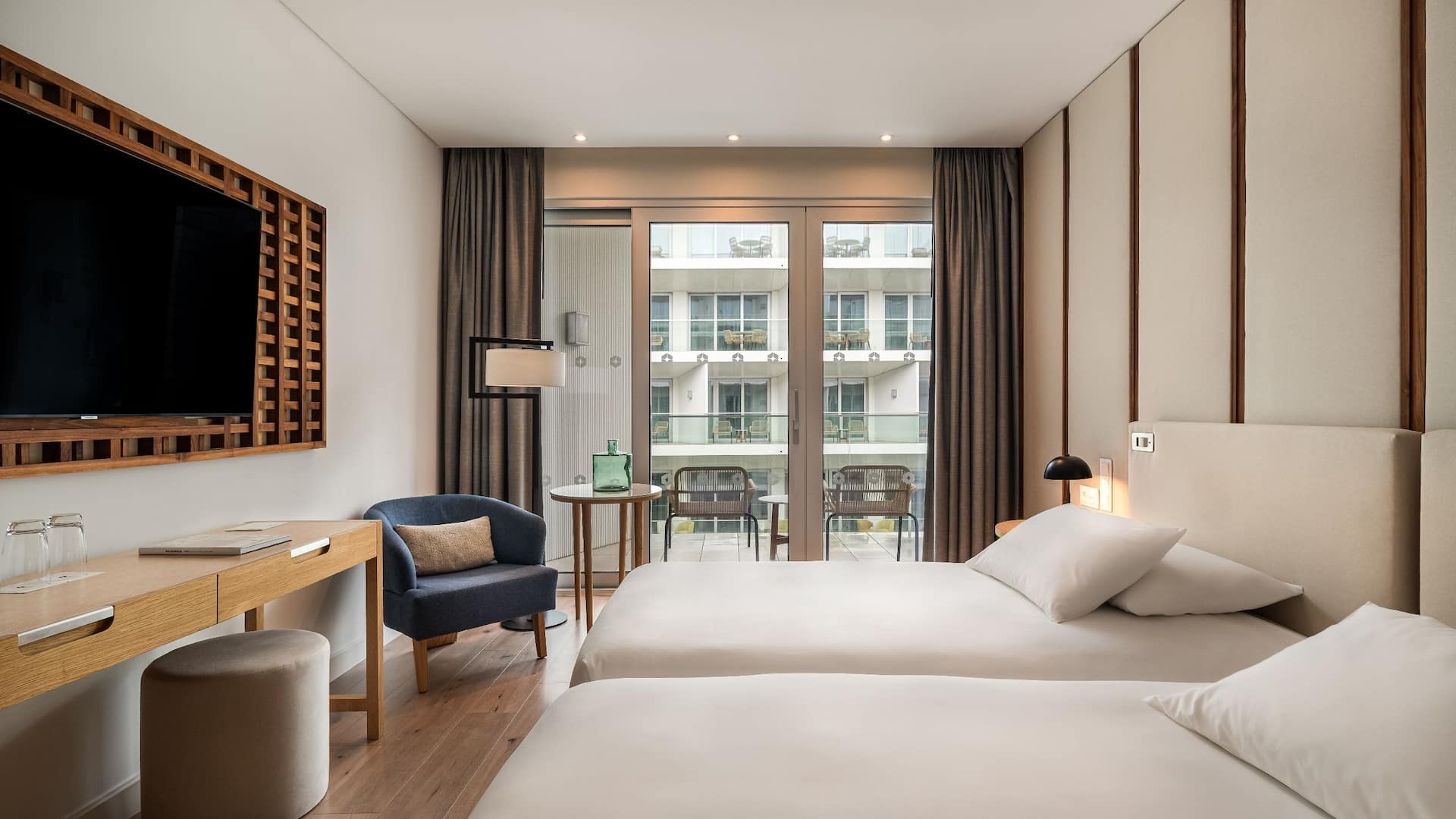 2 из 7 Hyatt Regency Lisbon Courtyard Twin