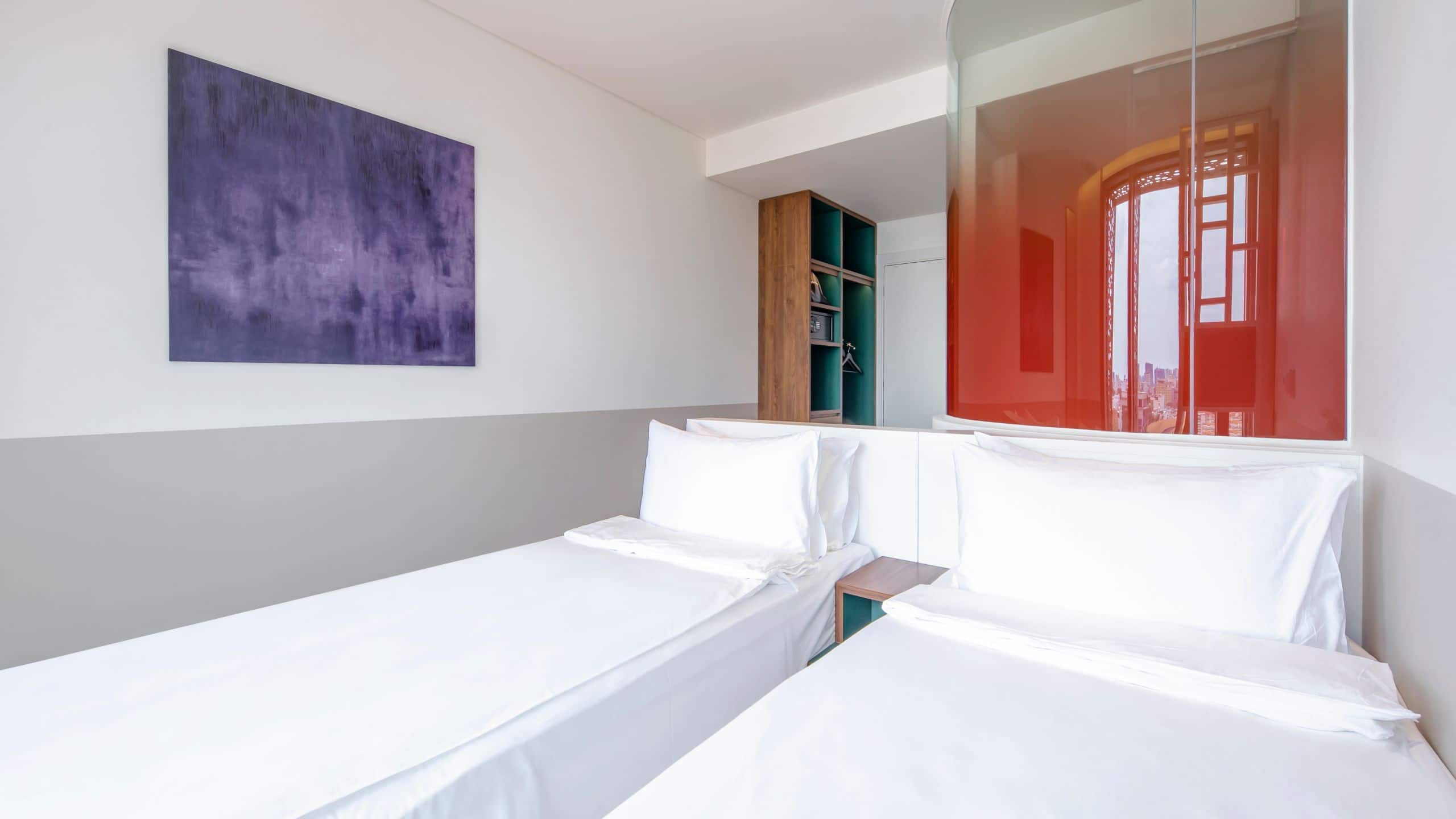 Wink Hotel Saigon Centre Two Twin Beds City View With Bathroom