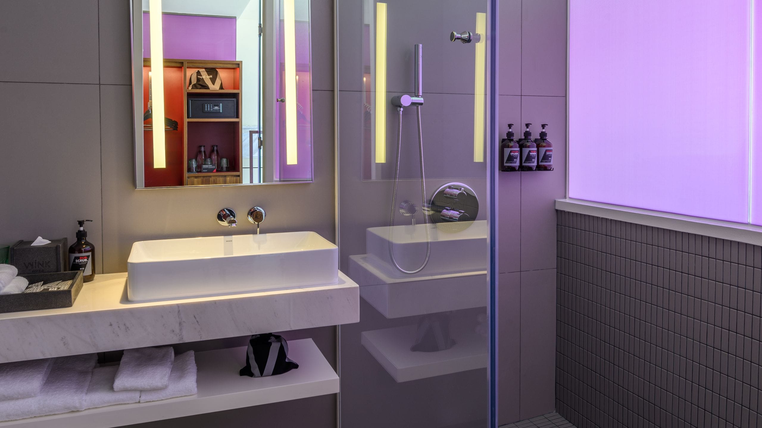 3 of 3 Wink Hotel Hai Phong Centre One King Bed Suite City View Bathroom