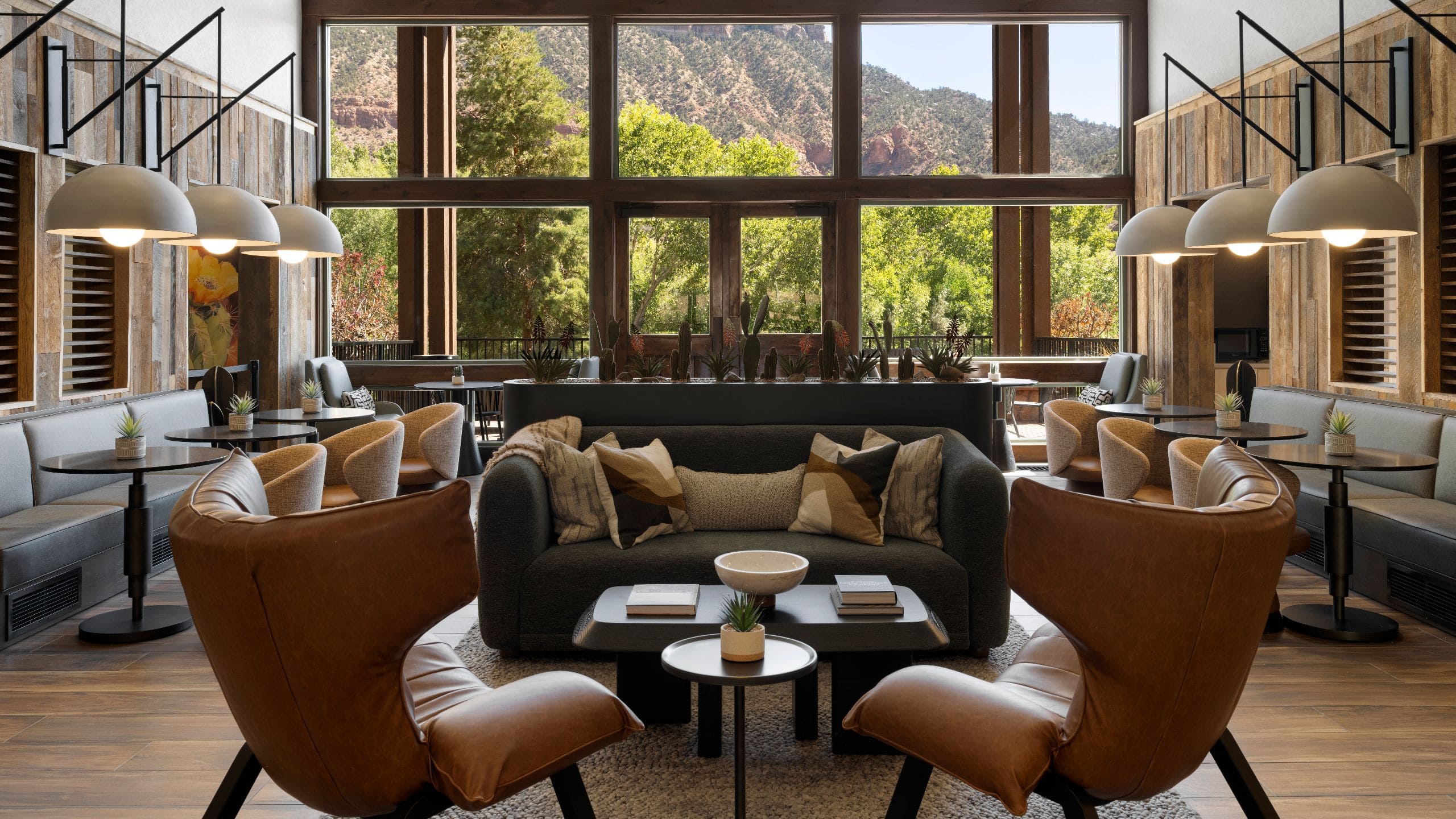 【稀少】Fine Hotels,Resorts & Spas Directory ハイアット プレイス スプリングデール/シオン国立公園 | シオン国立