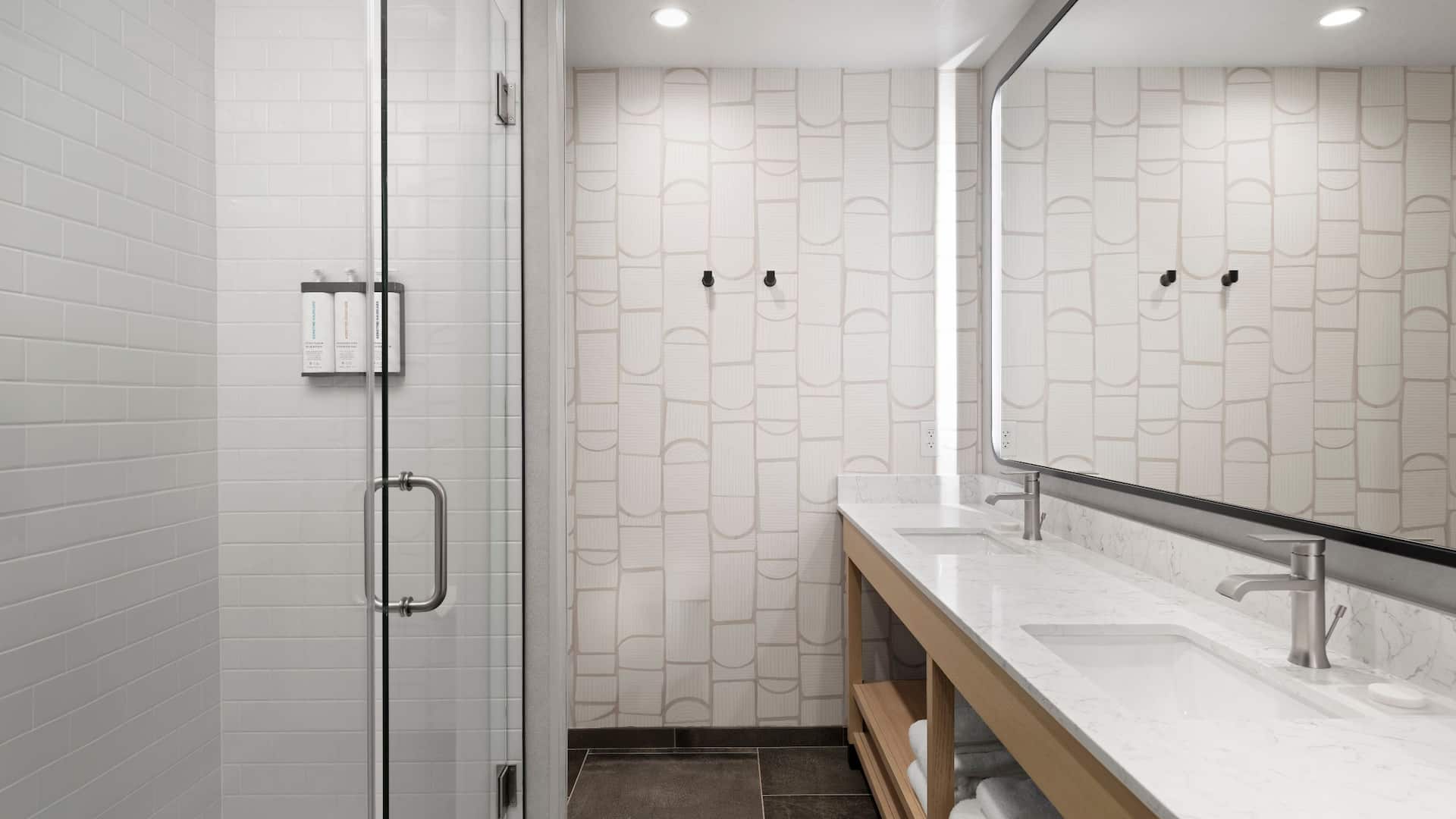 4 of 5 Hyatt Place Springdale / Zion National Park Standard Guest Room Shower