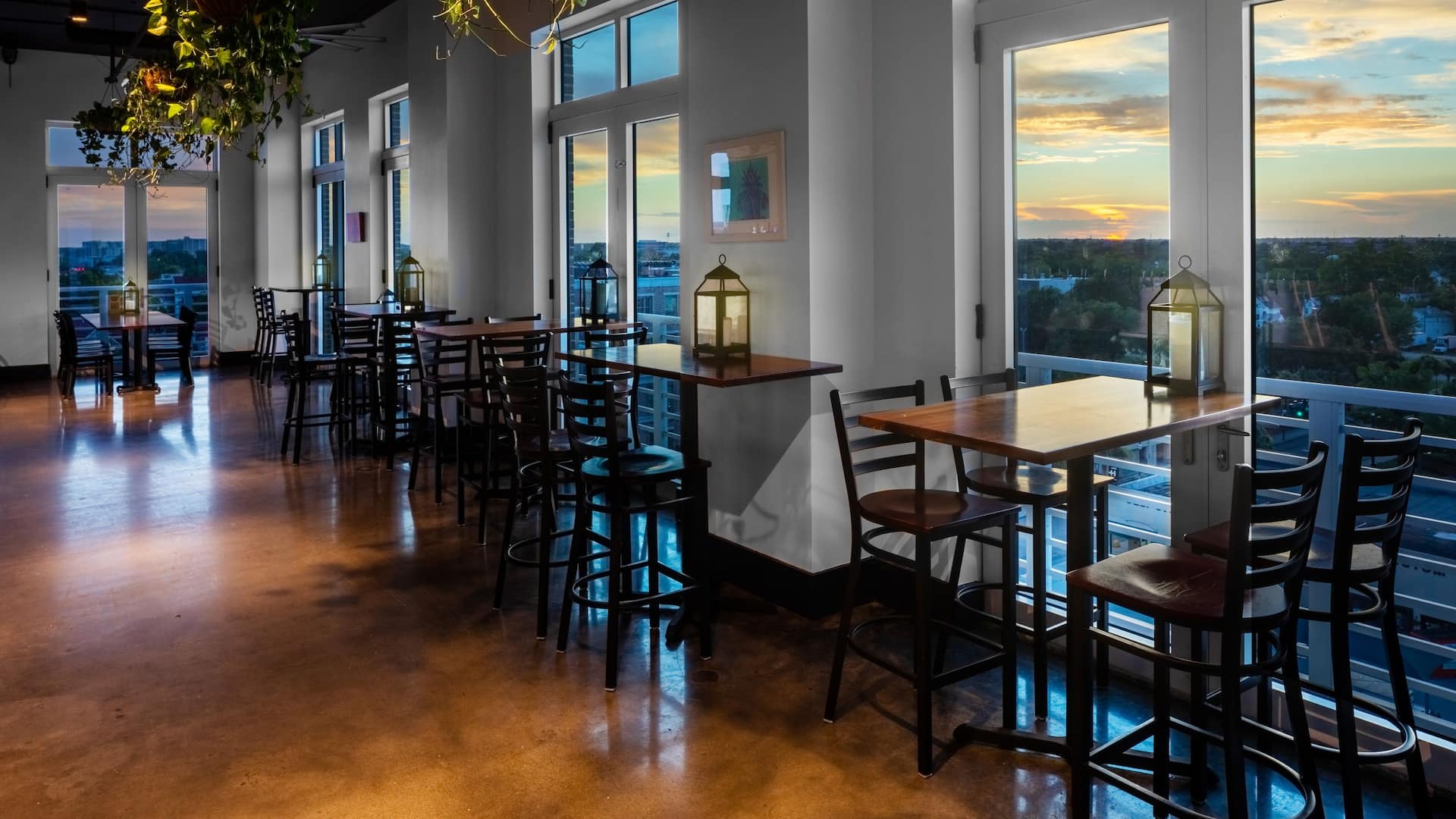 1 of 4 Hyatt House Charleston/Historic District Pour Taproom Inside Close