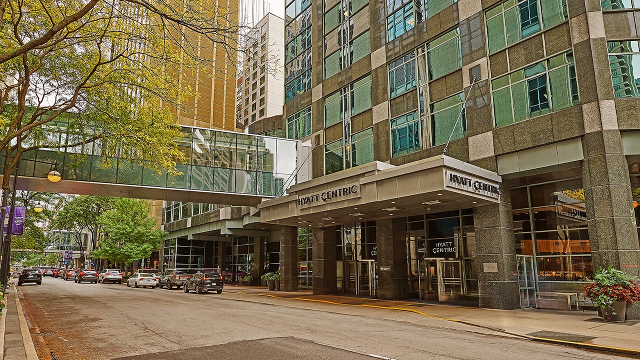 Hyatt Centric Chicago Magnificent Mile Exterior With Bridge