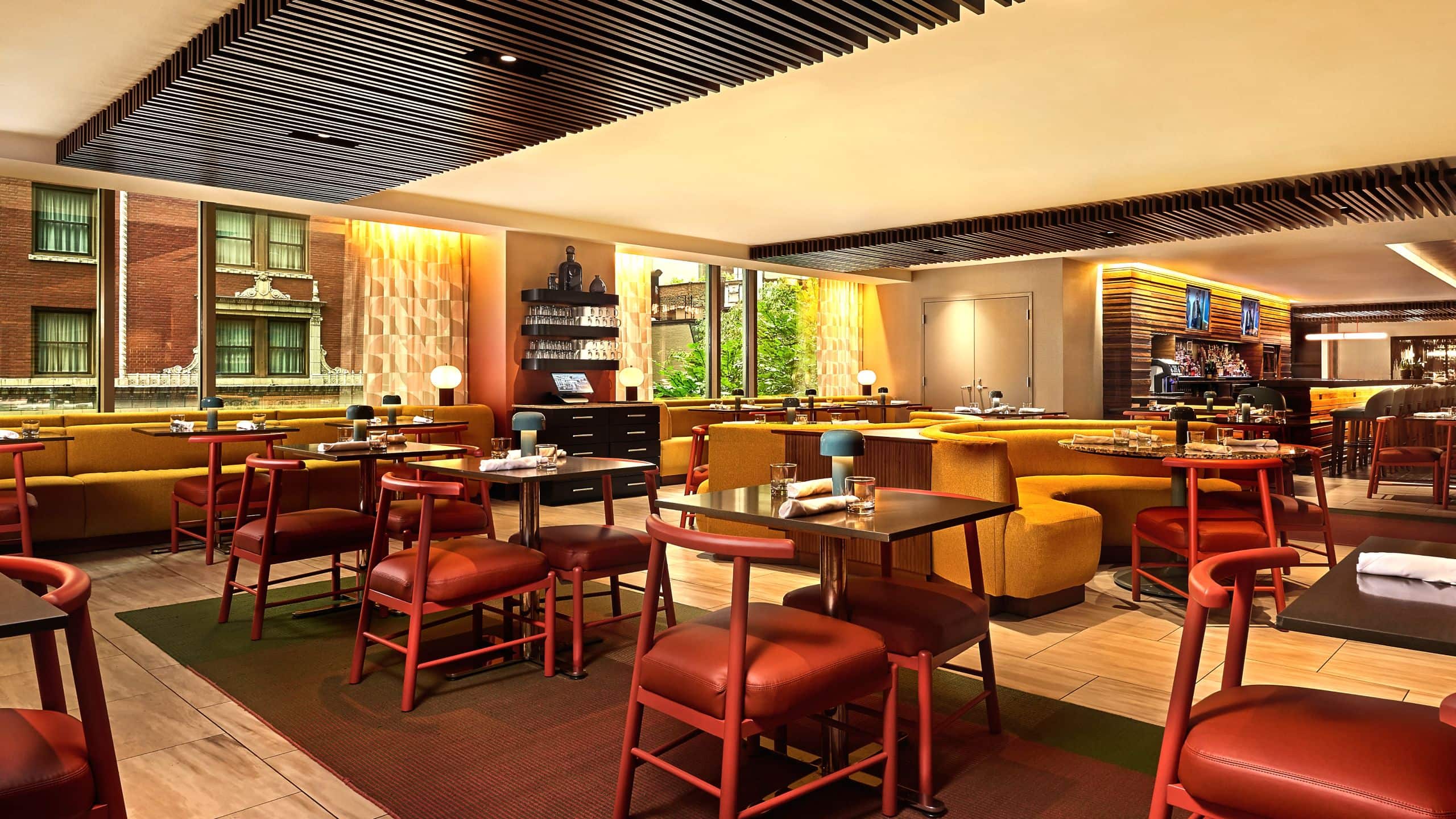 Hyatt Centric Chicago Magnificent Mile The Bridge Seating Area