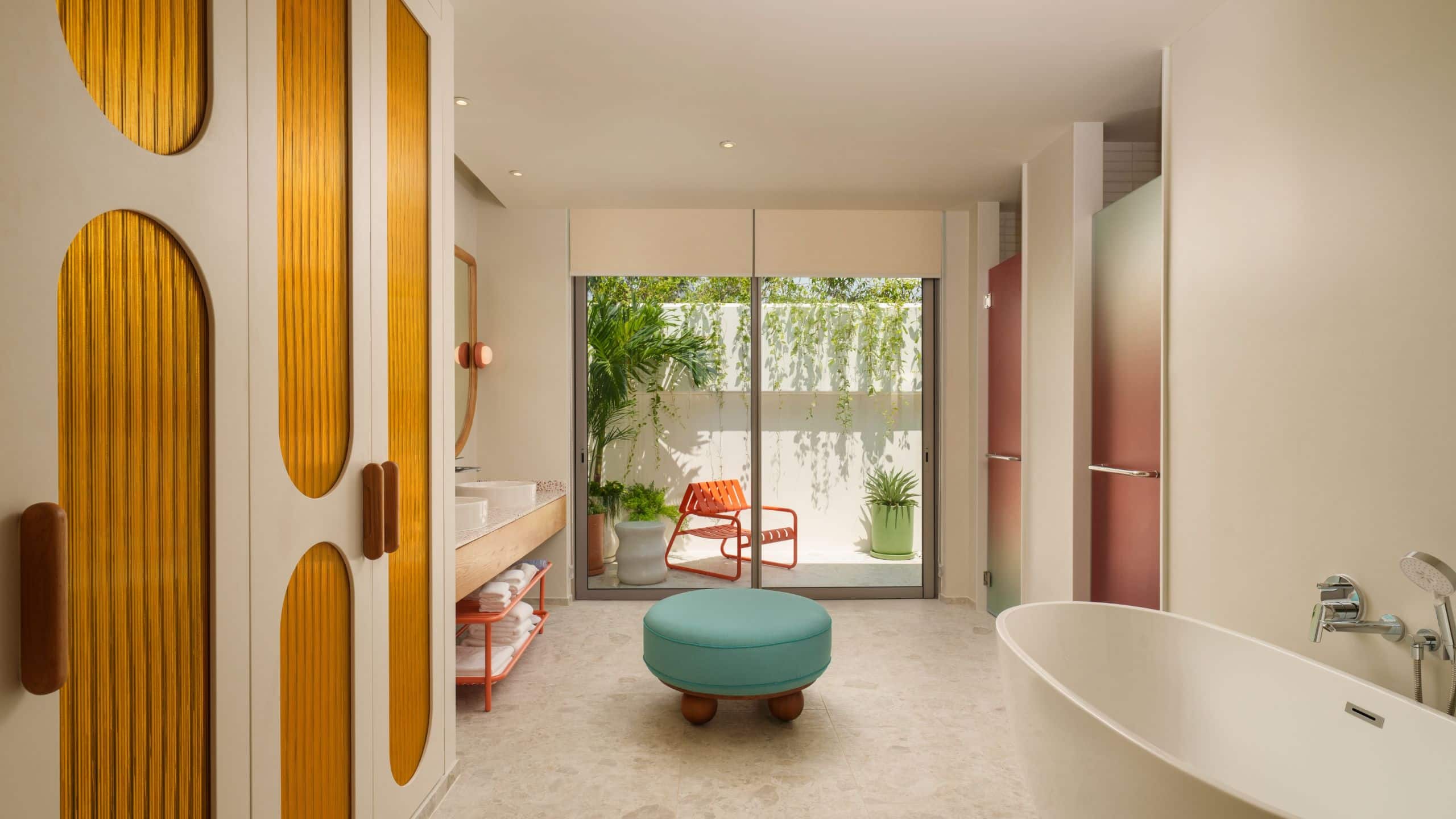 5 из 6 The Standard, Pattaya Na Jomtien One Bedroom Suite Bathroom Overview Wide