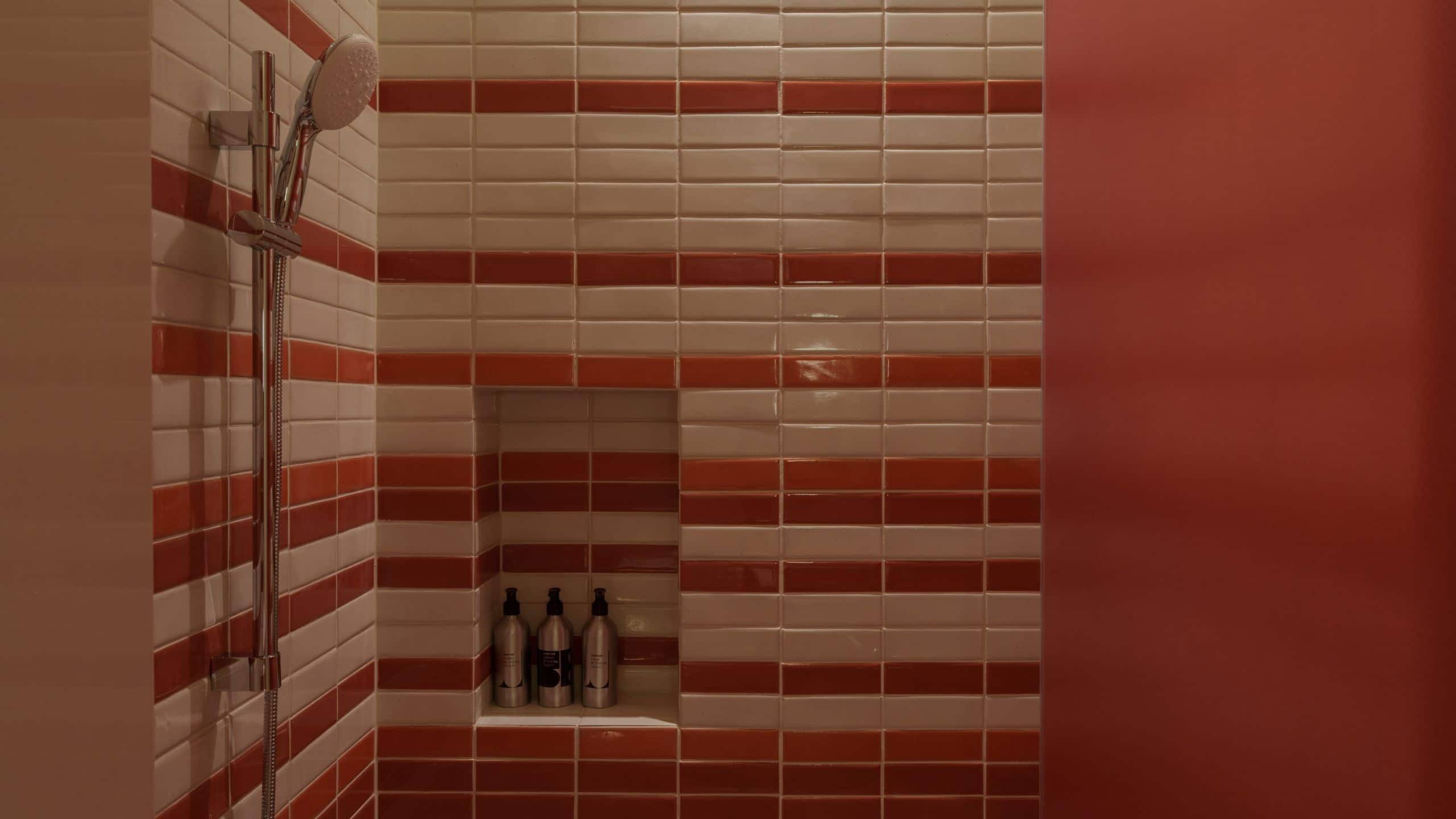 6 из 6 The Standard, Pattaya Na Jomtien Deluxe King Shower