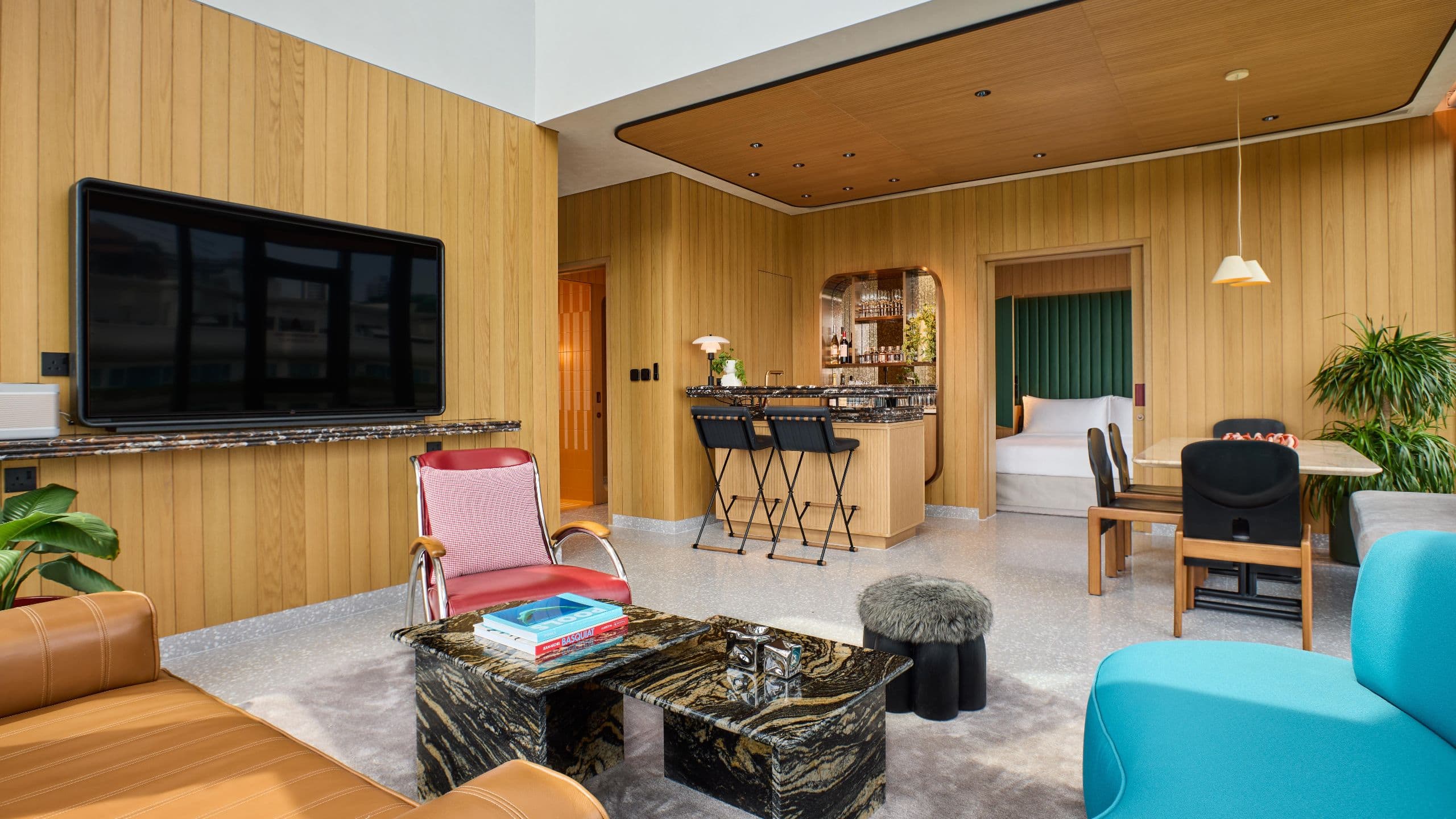 The Standard, Singapore Suite Spot Living Bar Wide