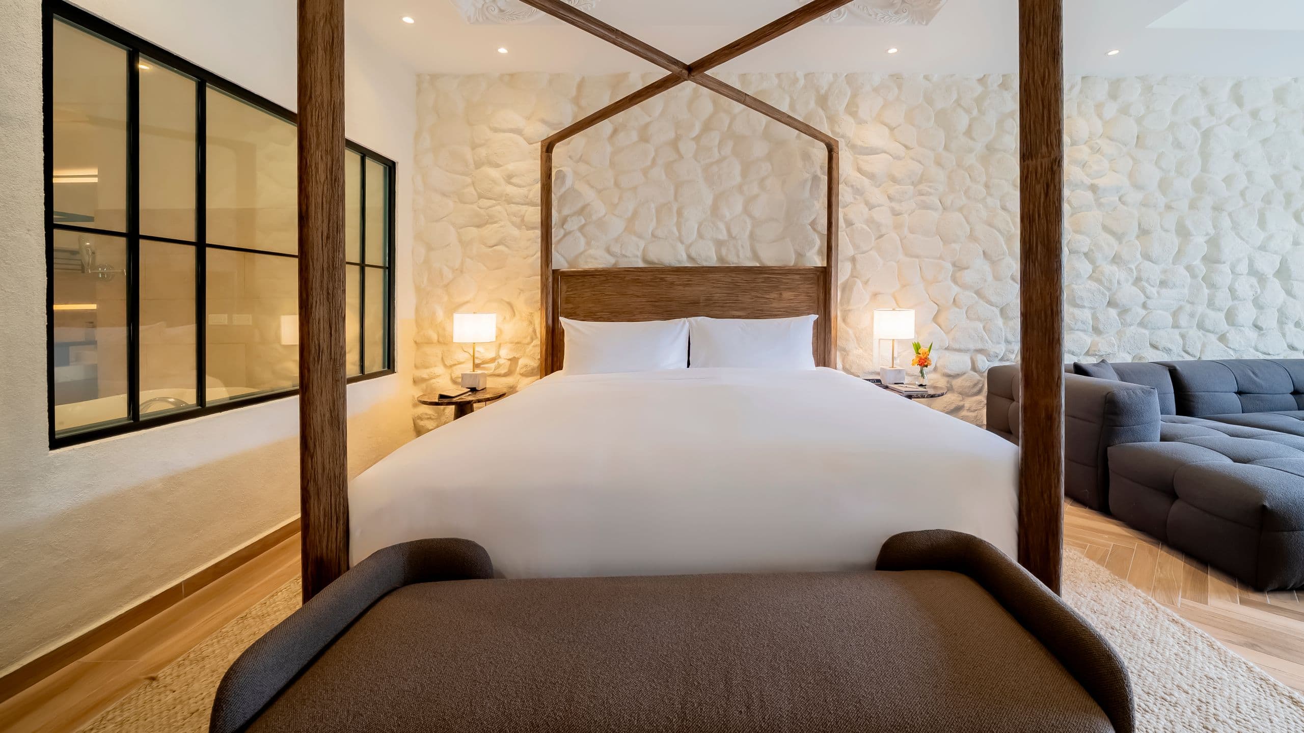 4 de 8 Hotel La Compañía del Valle Jr Suite Bed