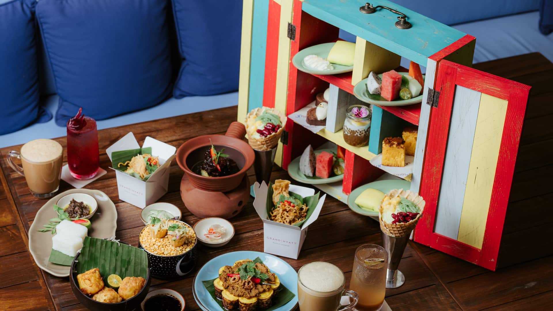 Grand Hyatt Kuala Lumpur JPteres Minum Petang