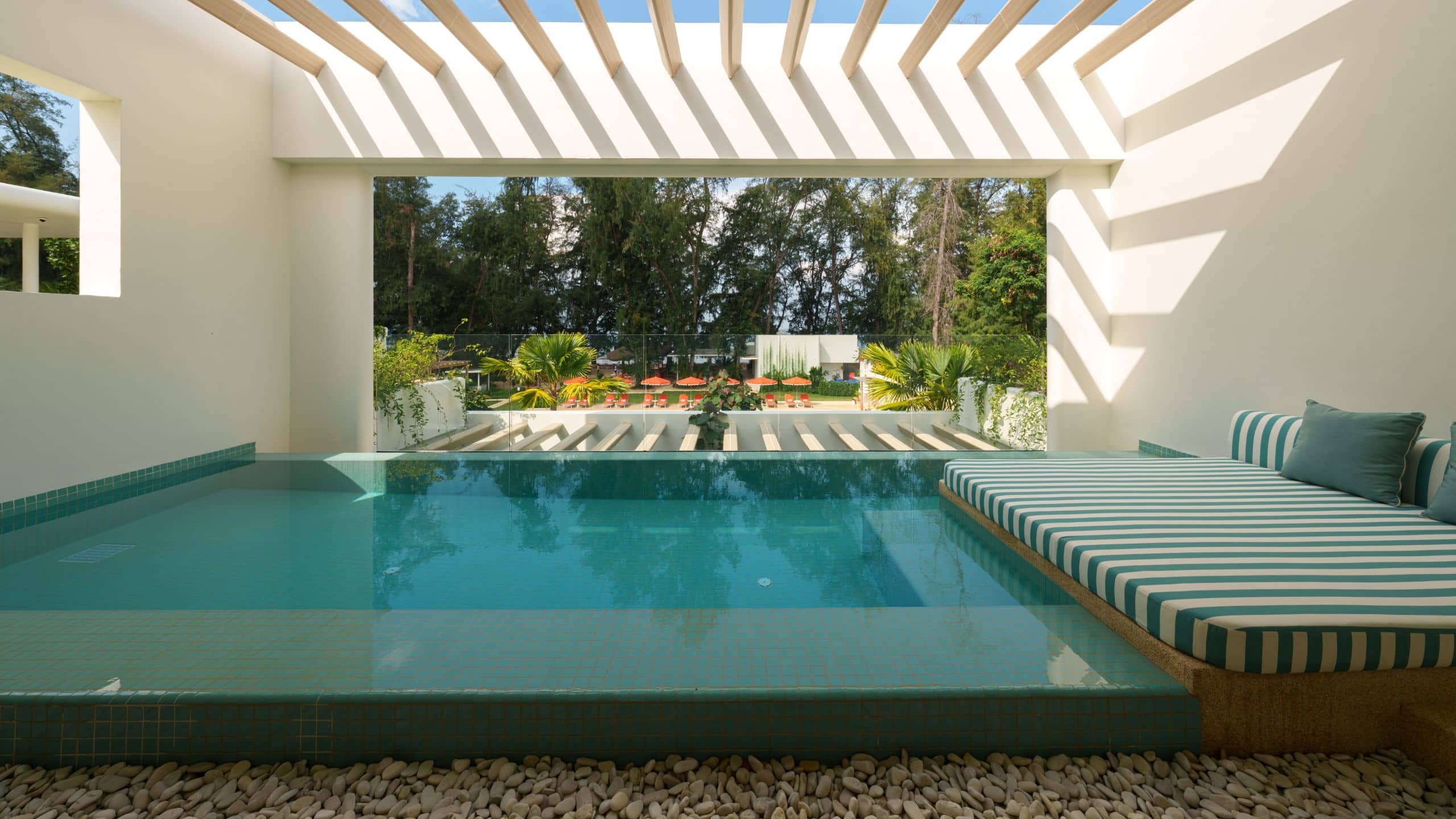 6 из 9 The Standard, Pattaya Na Jomtien Deluxe Suite Ocean View Private Pool Upper