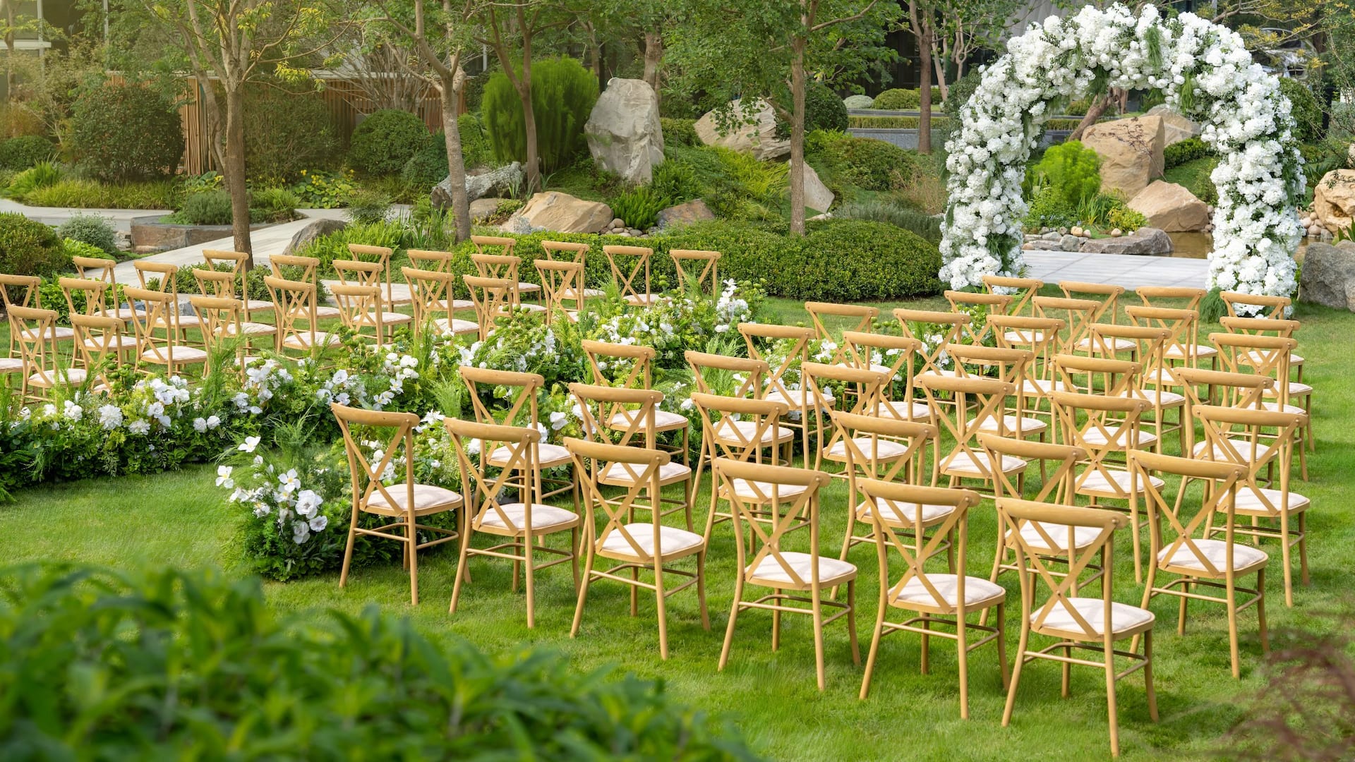 1 of 1 Hyatt Regency Xi'an Chanba Outdoor Lawn