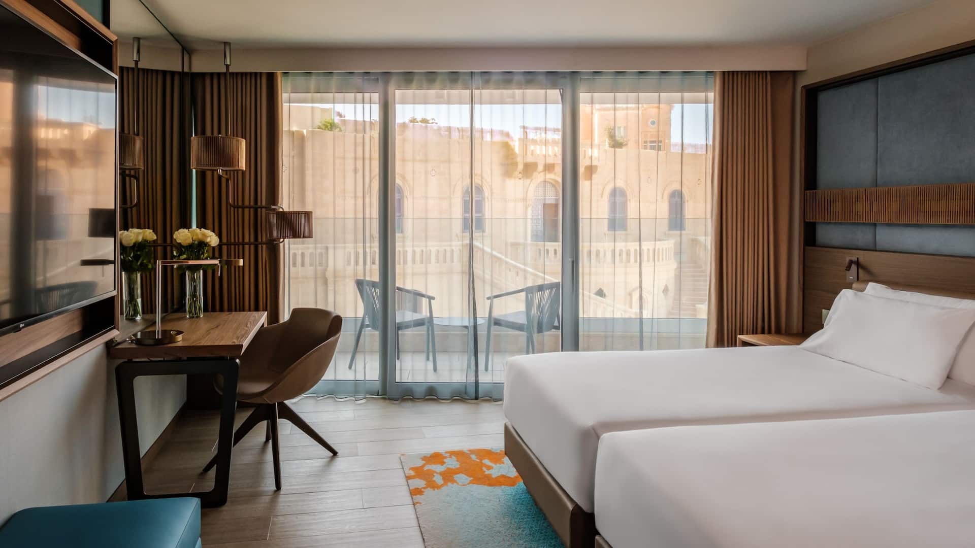 2 of 4 Hyatt Regency Malta Twin Bed Pjazza View