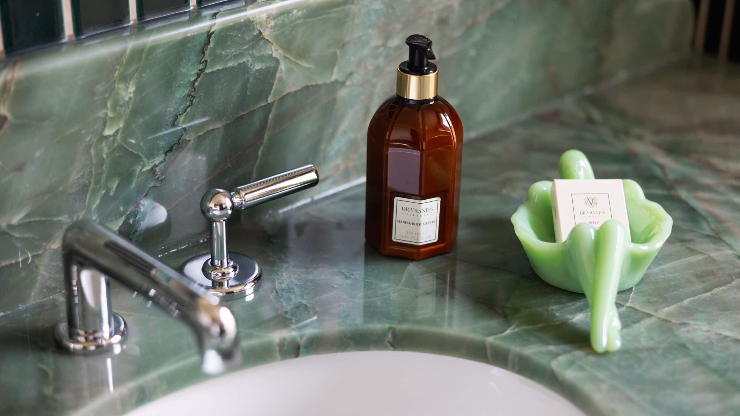 Hotel Daphne Bathroom Detail
