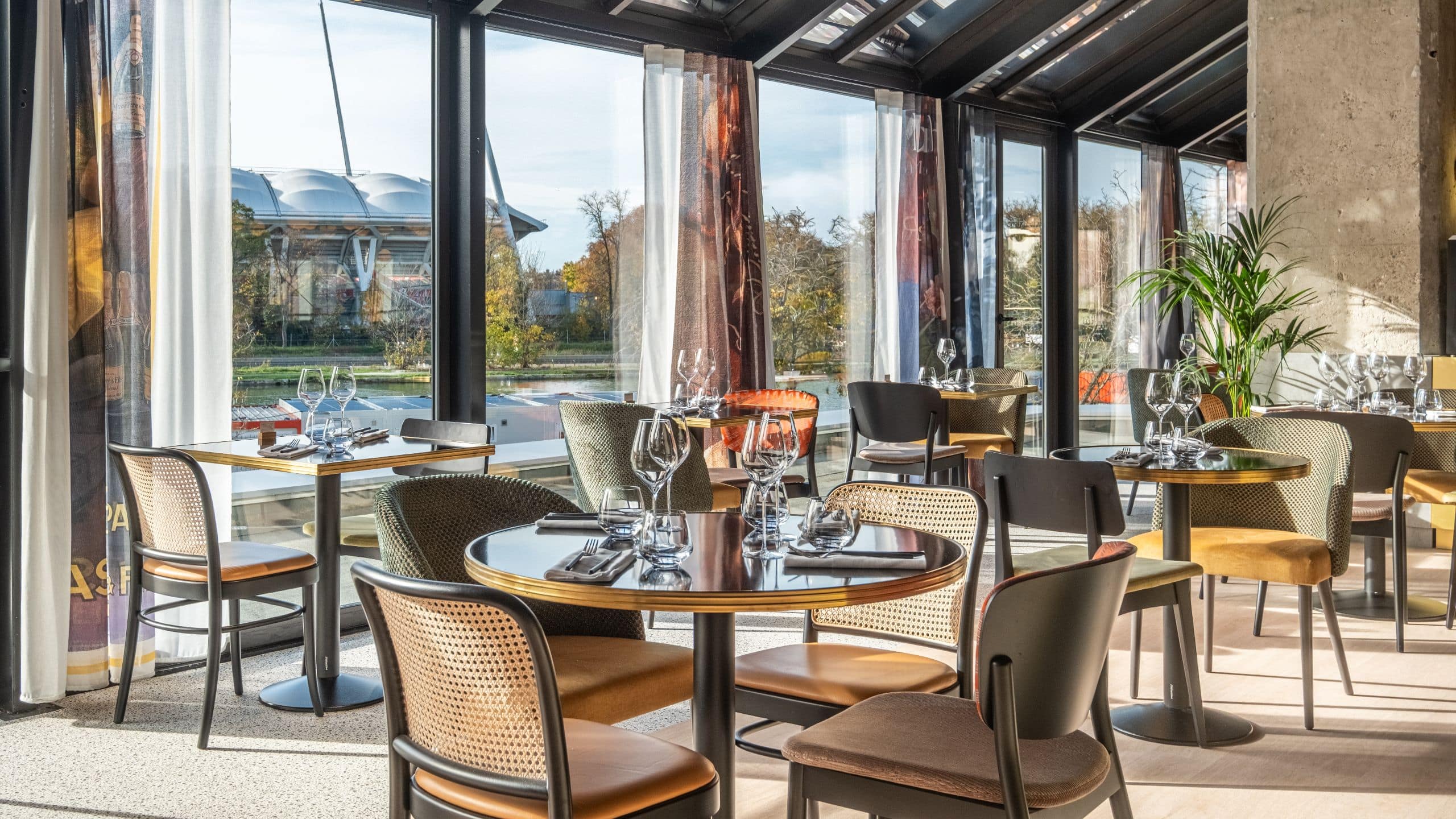 Hyatt Centric Reims Restaurant Stadium