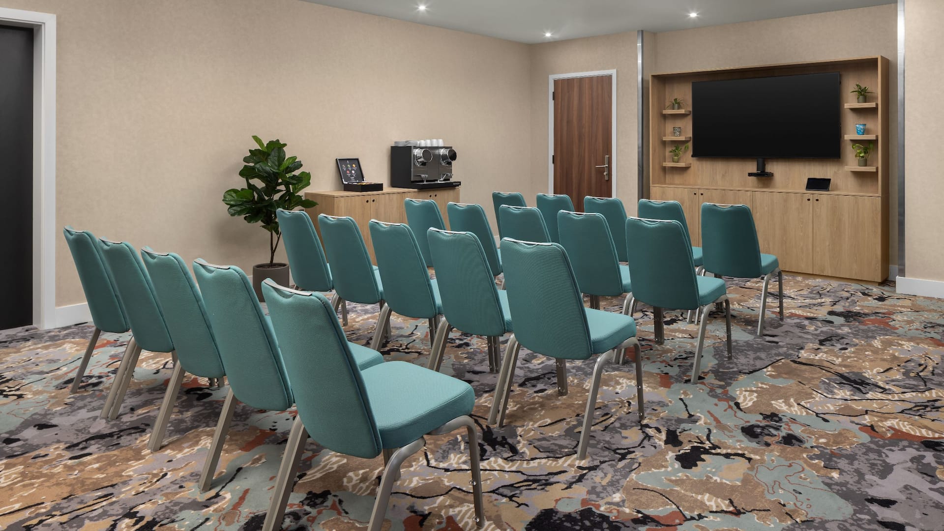 Hyatt Place London City East The Atelier Theatre