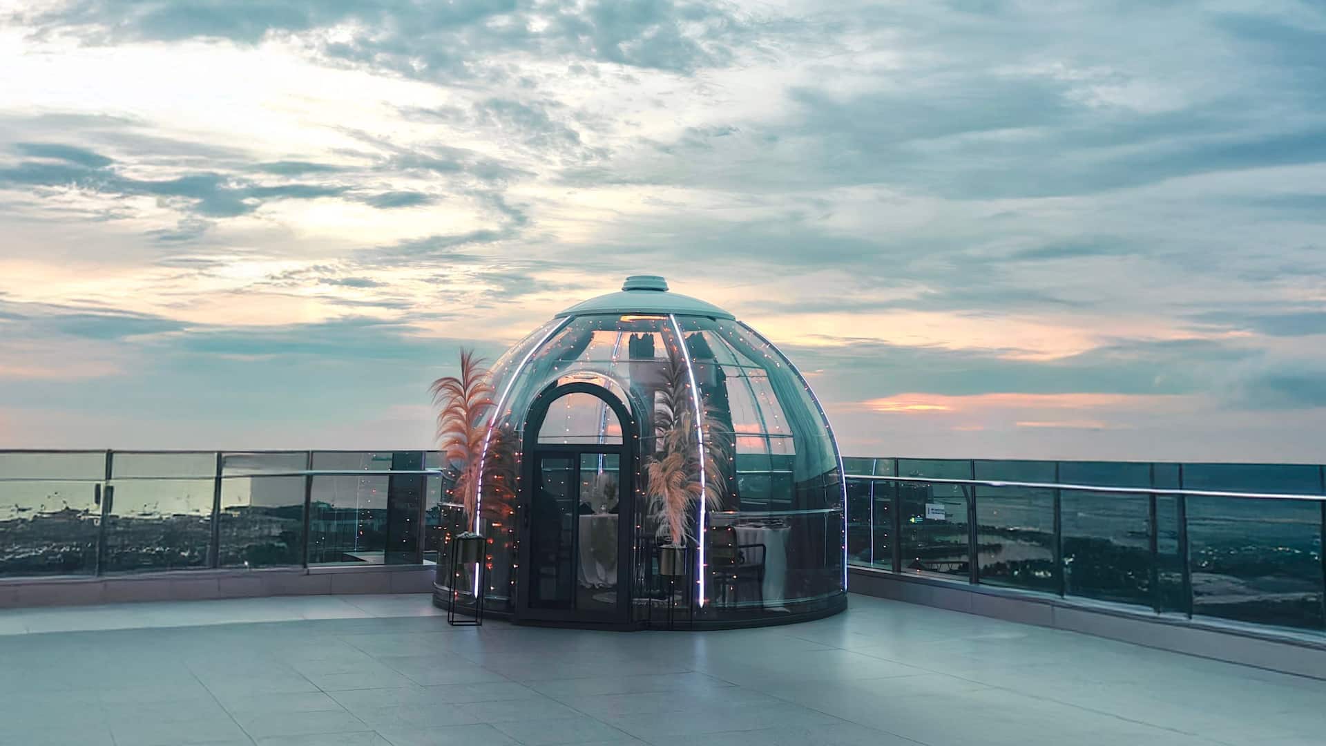 1 of 1 Hyatt Place Makassar Dome In The Sky Sunset Makassar