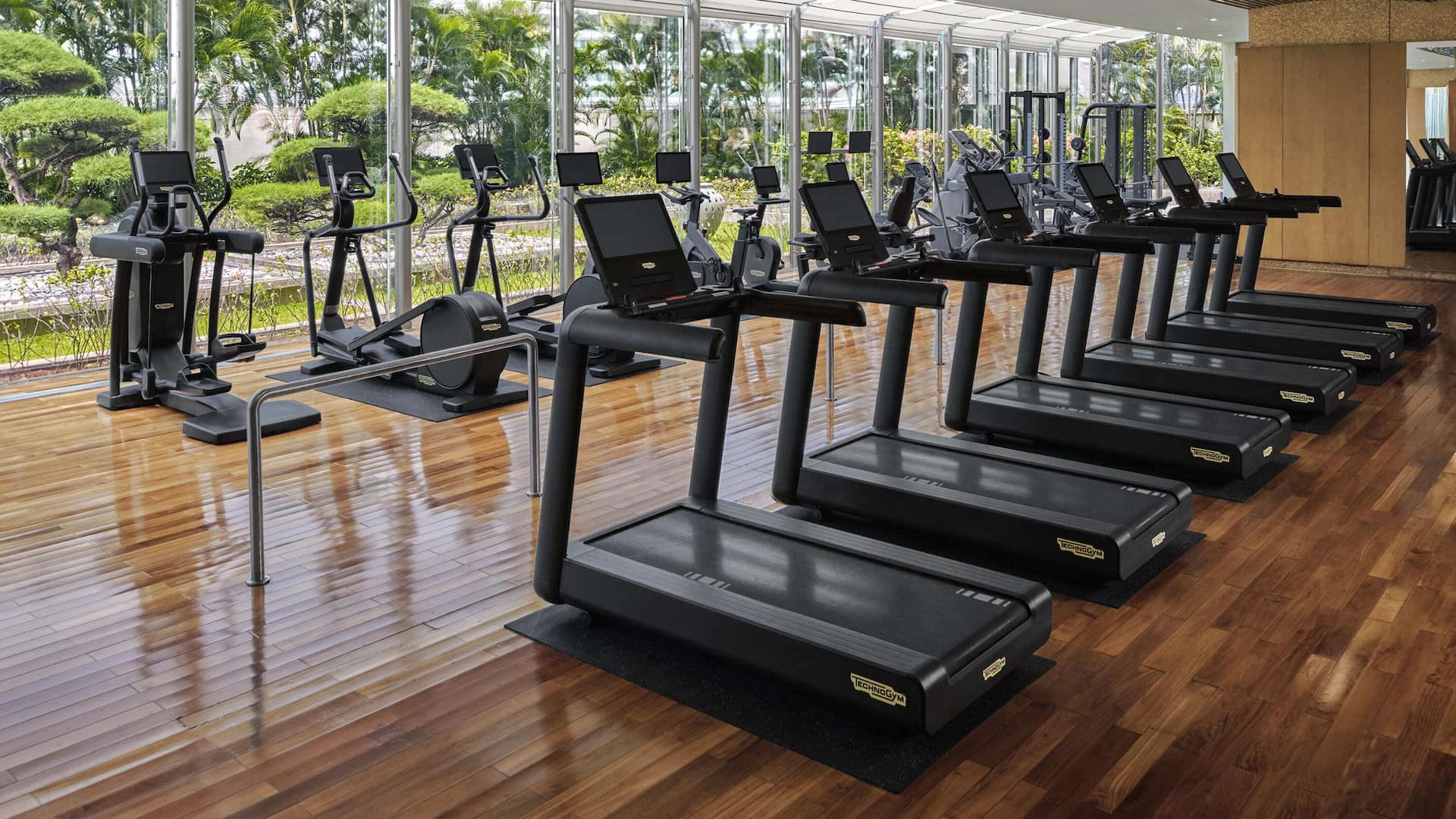 Grand Hyatt Jakarta Club Olympus New Indoor