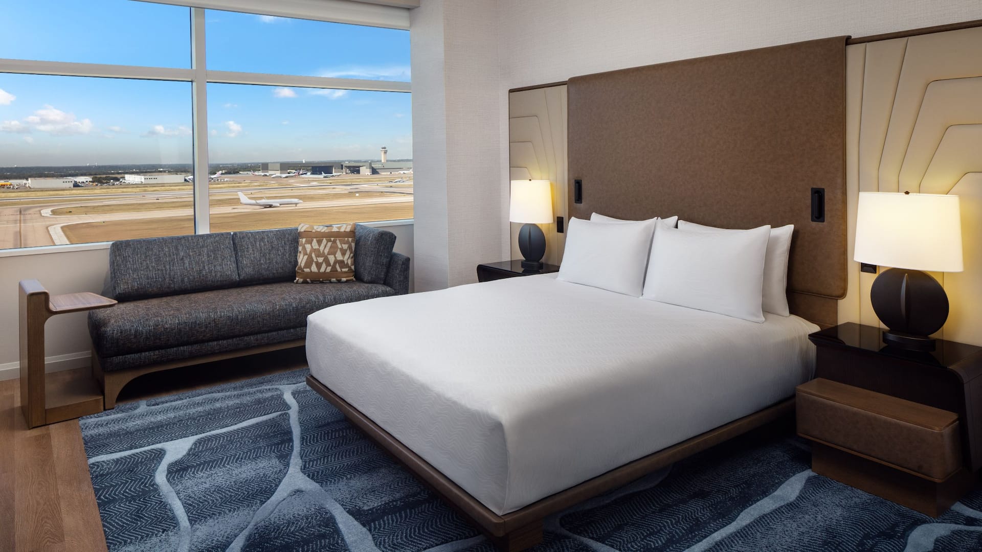 Grand Hyatt DFW Presidential Suite Bedroom