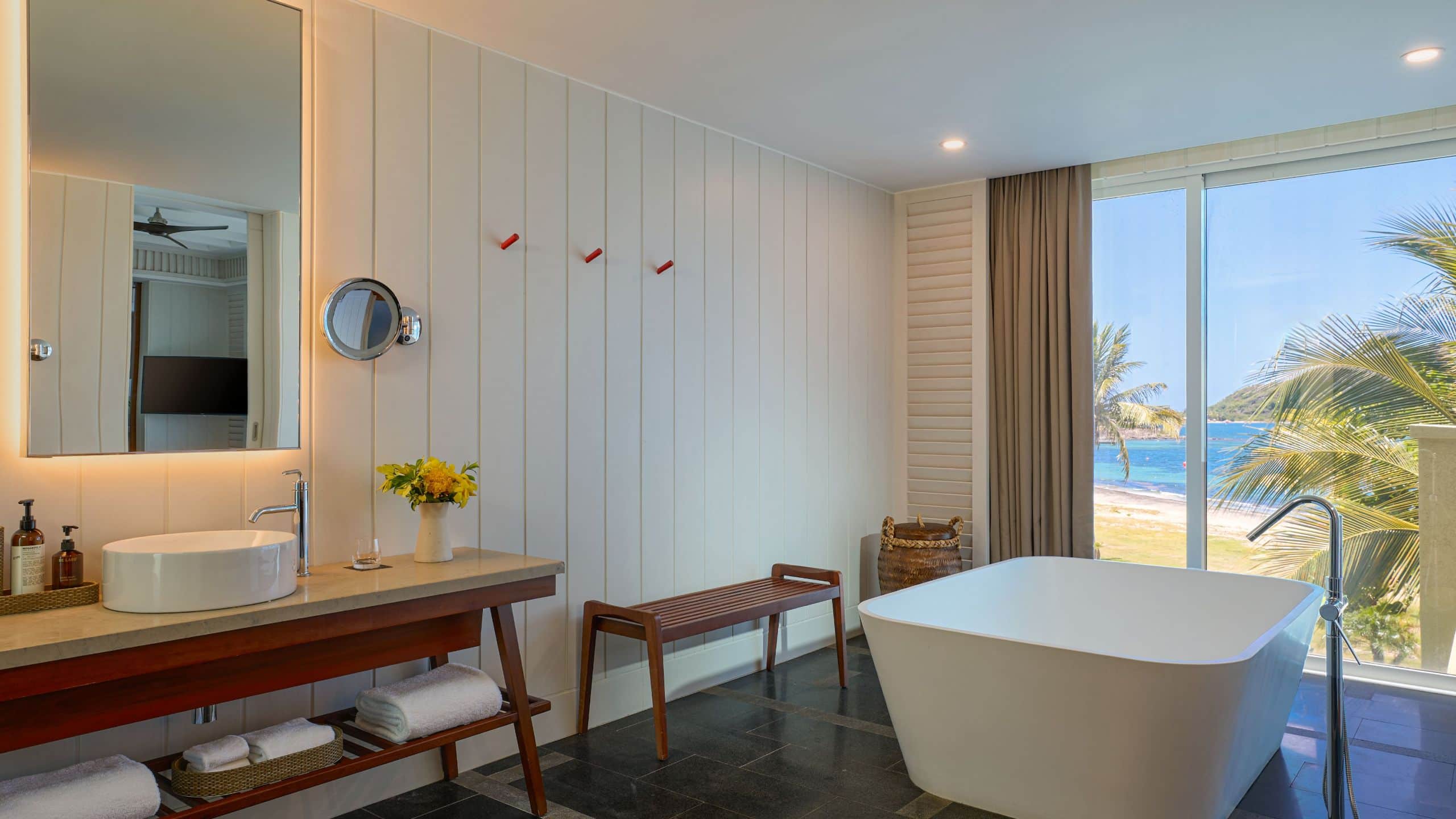 3 of 8 Park Hyatt St. Kitts Christophe Harbour Pent Bi Level Bathroom