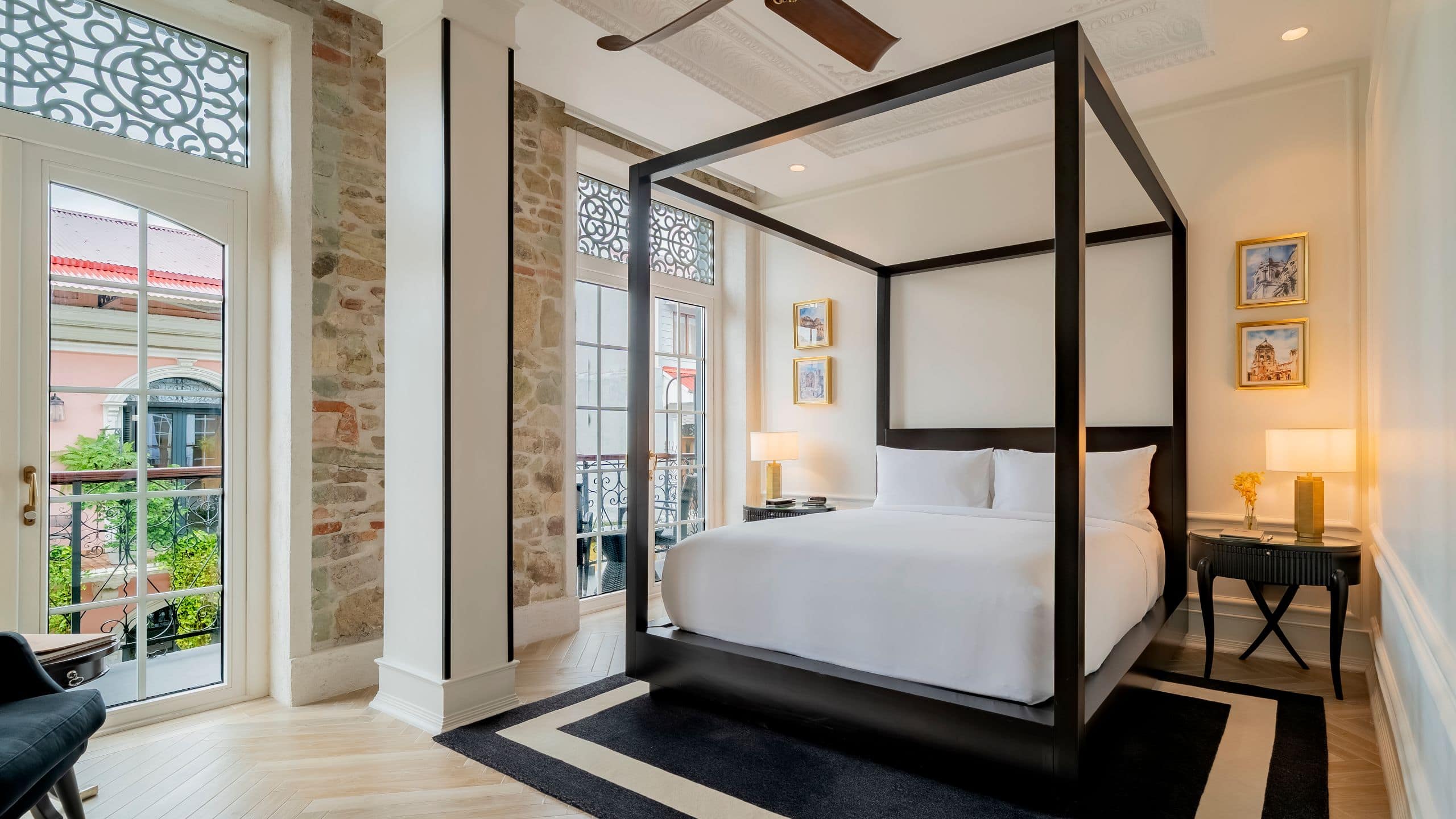 1 of 10 Hotel La Compañía Casco Antiguo One Queen Bed Casco View Bedroom