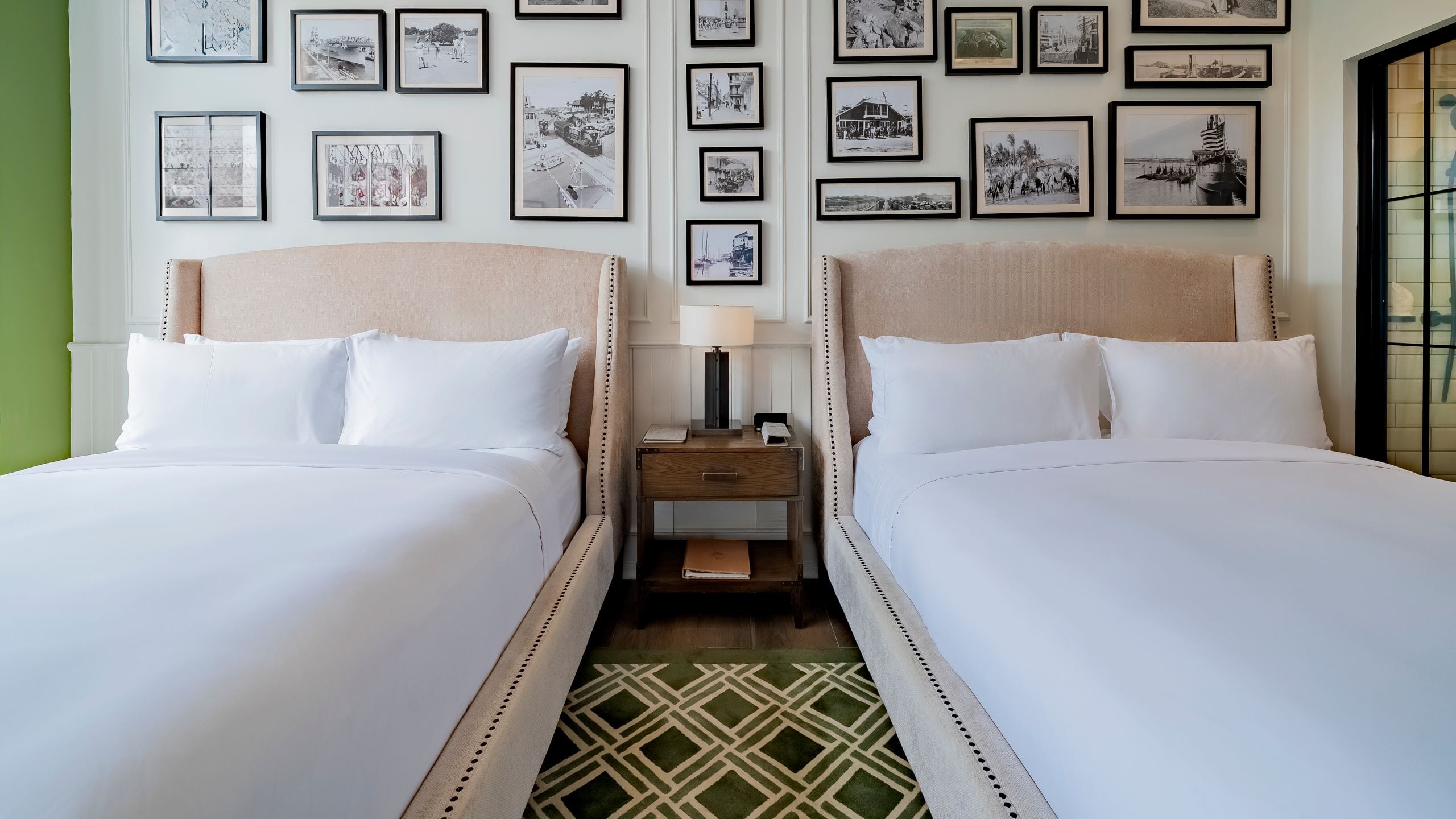 6 of 9 Hotel La Compañía Casco Antiguo Two Queen Beds Courtyard View Beds Front View