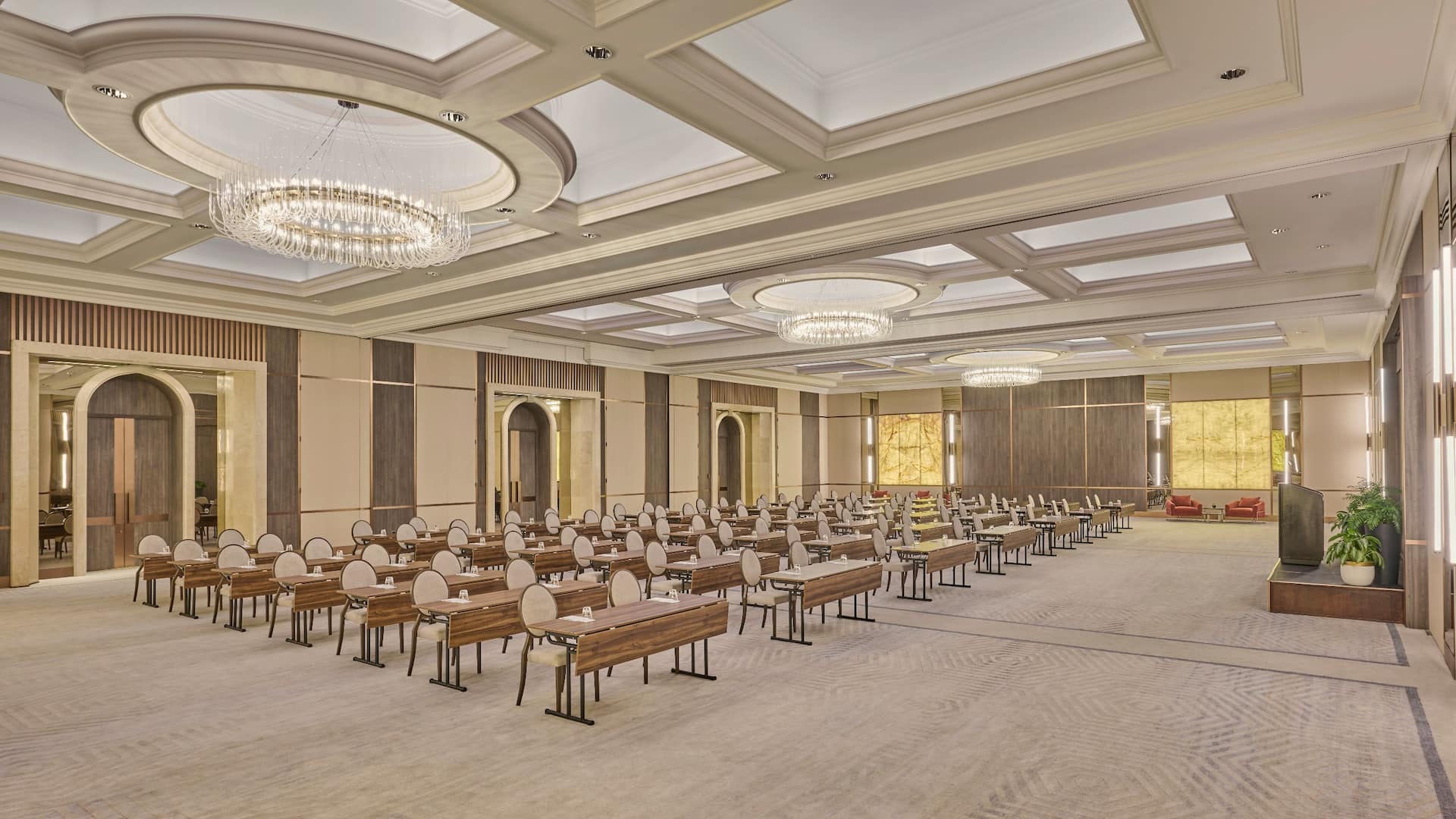 1 of 3 Hyatt Regency Belgrade Crystal Classroom Front