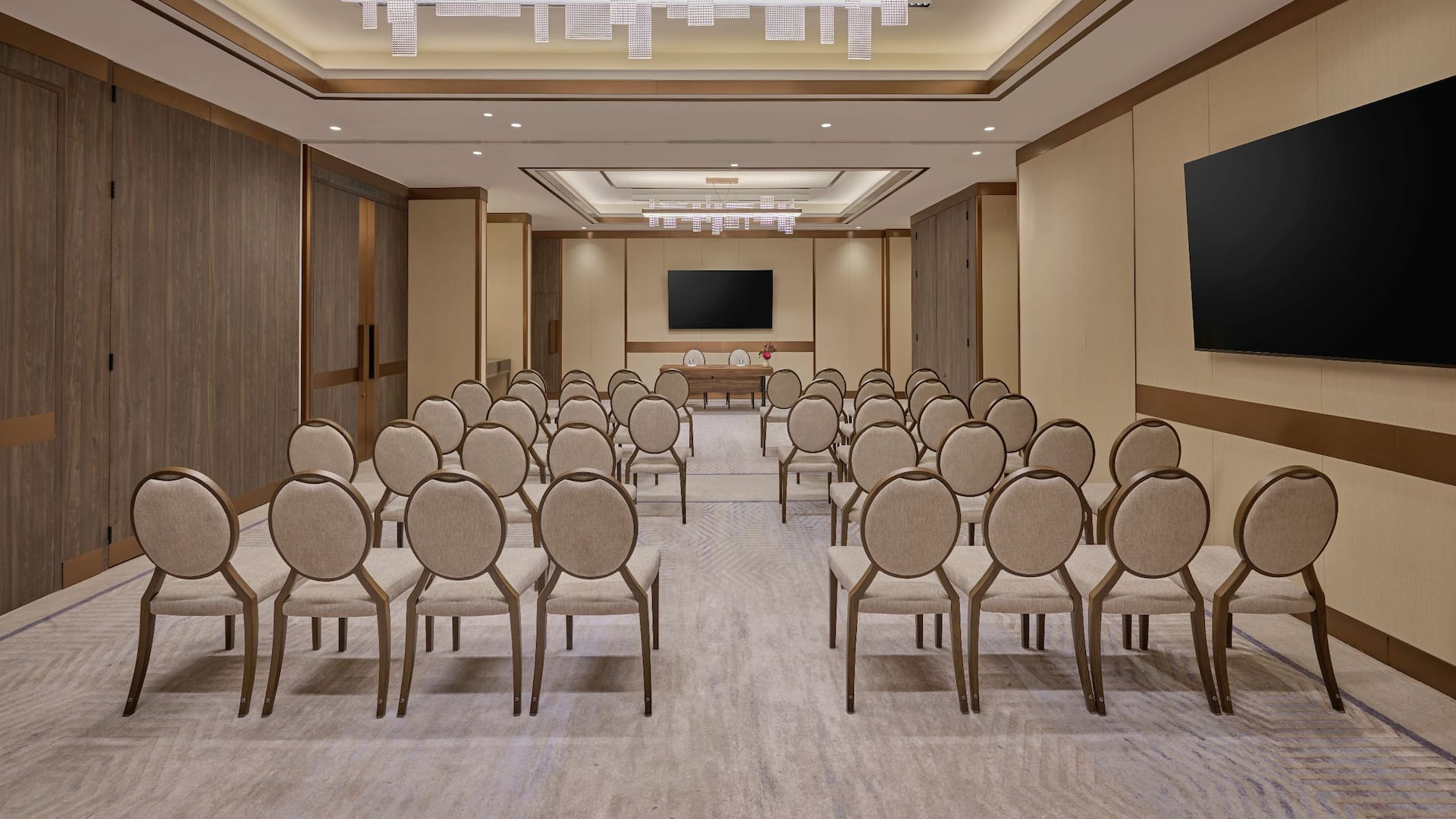 Hyatt Regency Belgrade Kalemegdan Zemun Theater Back